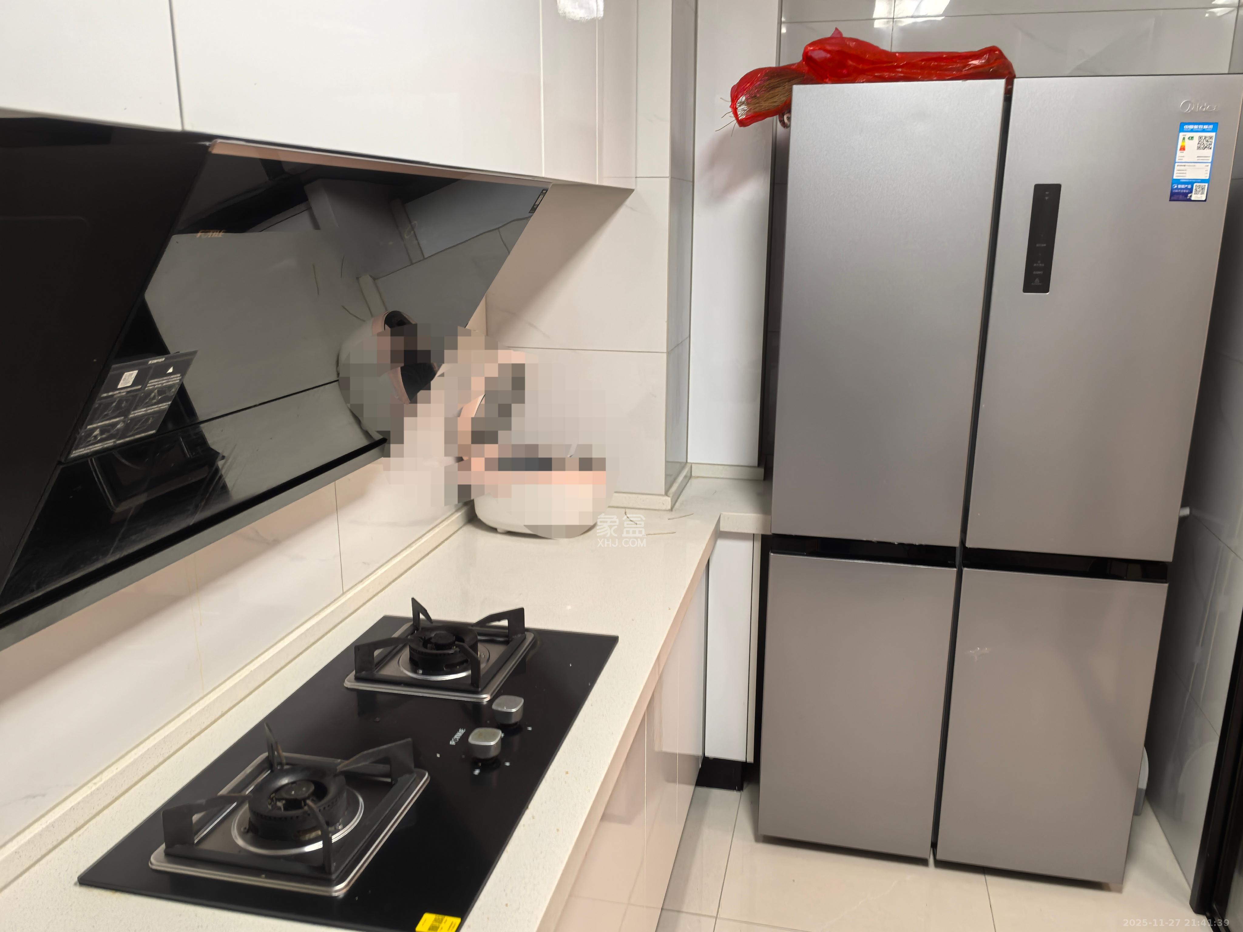 广泽上苑 3室1厅2卫 3000.0元/月 广泽上苑 3室1厅2卫 3000.0元/月室内图