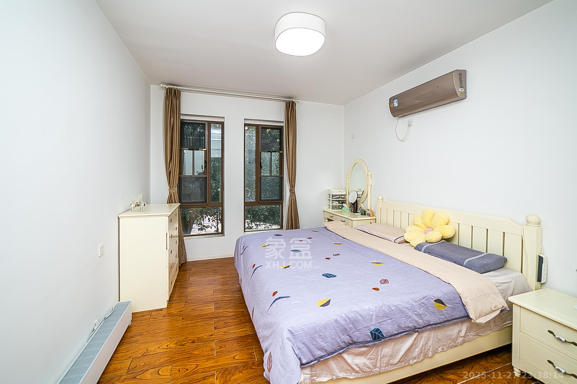 第六都(陆都小区) 3室2厅2卫 168.8万 第六都(陆都小区) 3室2厅2卫 168.8万卧室