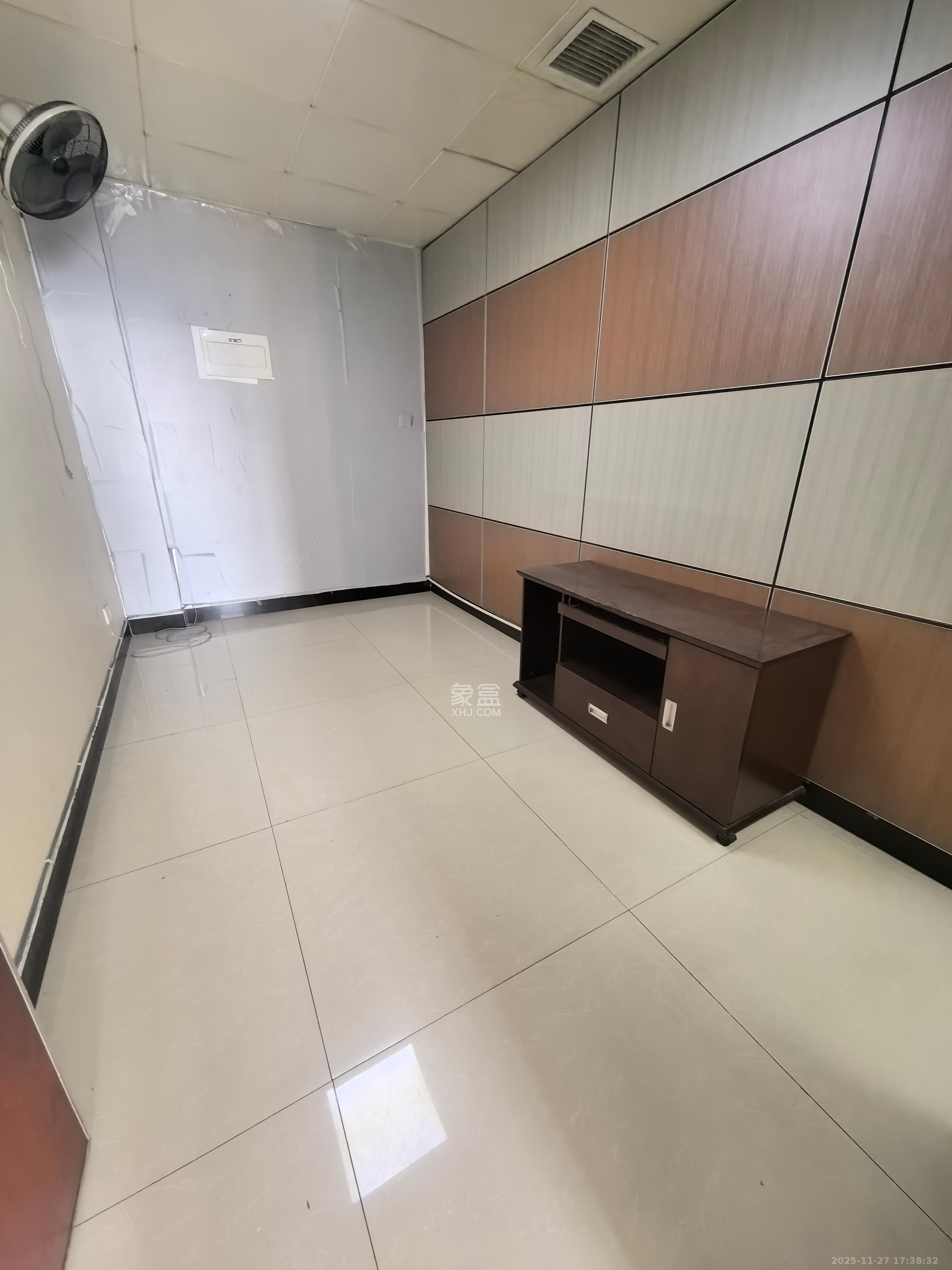 和庄 4室2厅2卫 3900.0元/月 和庄 4室2厅2卫 3900.0元/月室内图