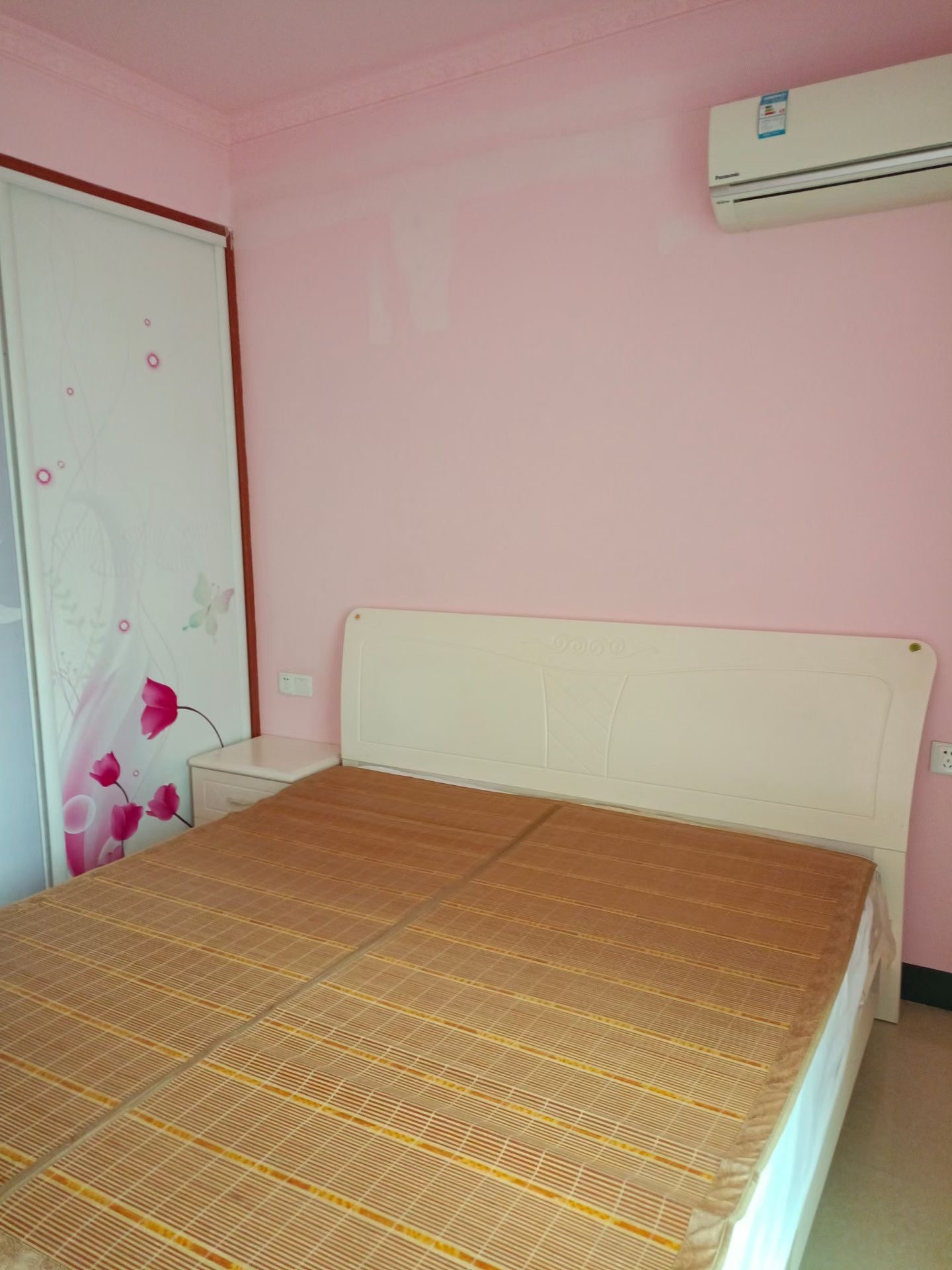 俊景花园 3室2厅2卫 2300.0元/月 俊景花园 3室2厅2卫 2300.0元/月室内图