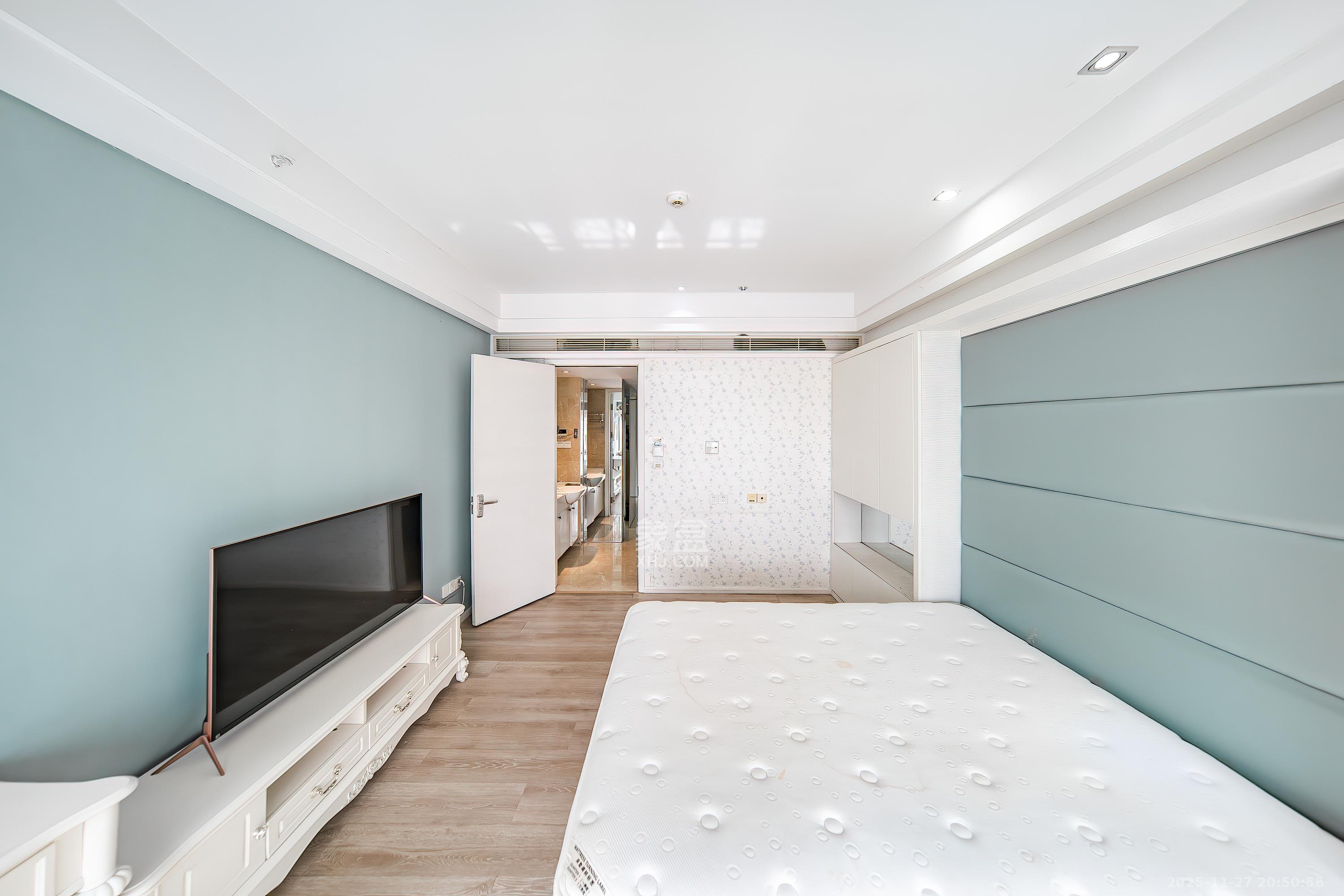 泊富公寓（泊富国际广场）  1室1厅1卫    48.0万卧室