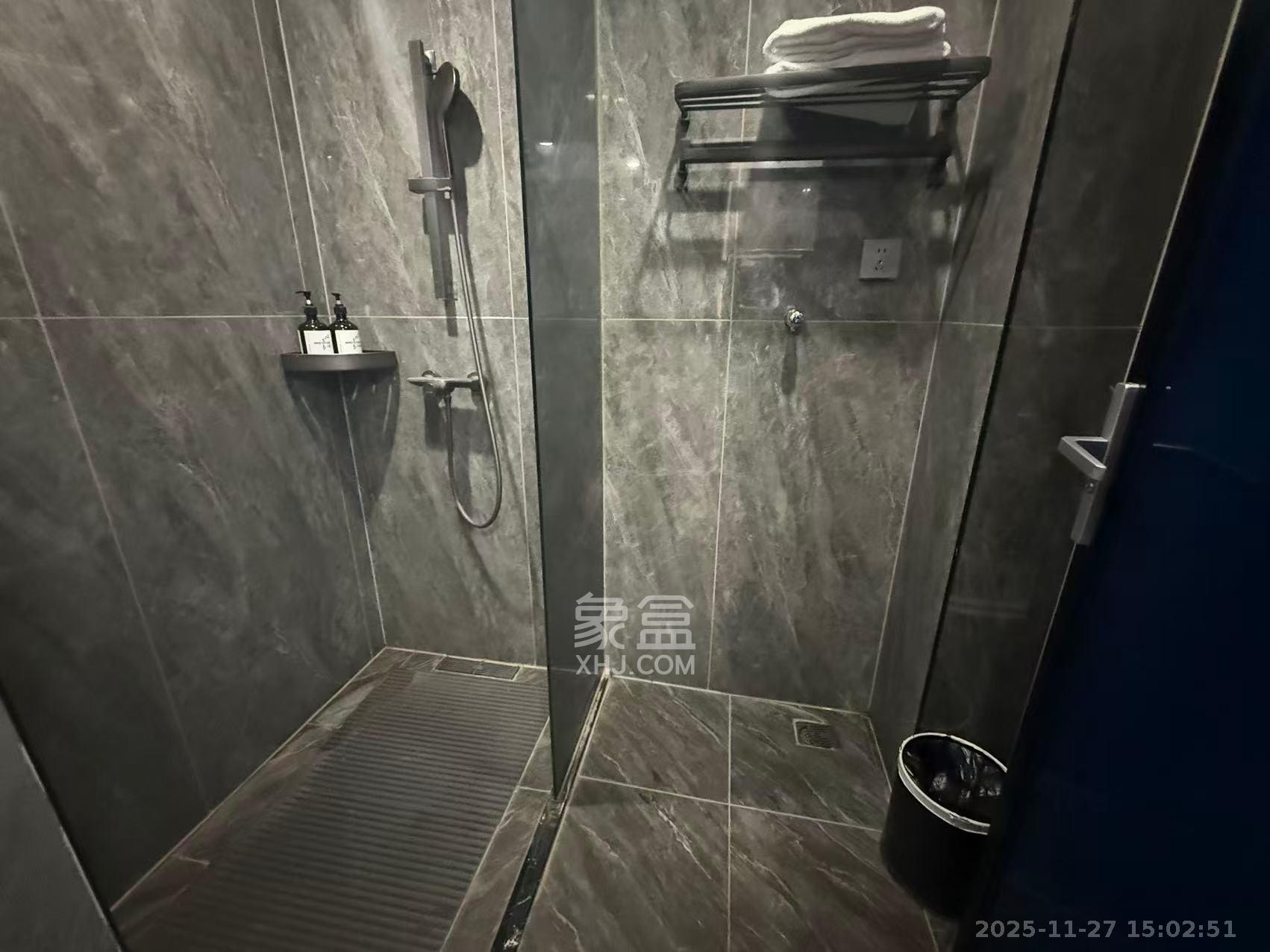 爱家当代境  1室1厅1卫    1300.0元/月室内图