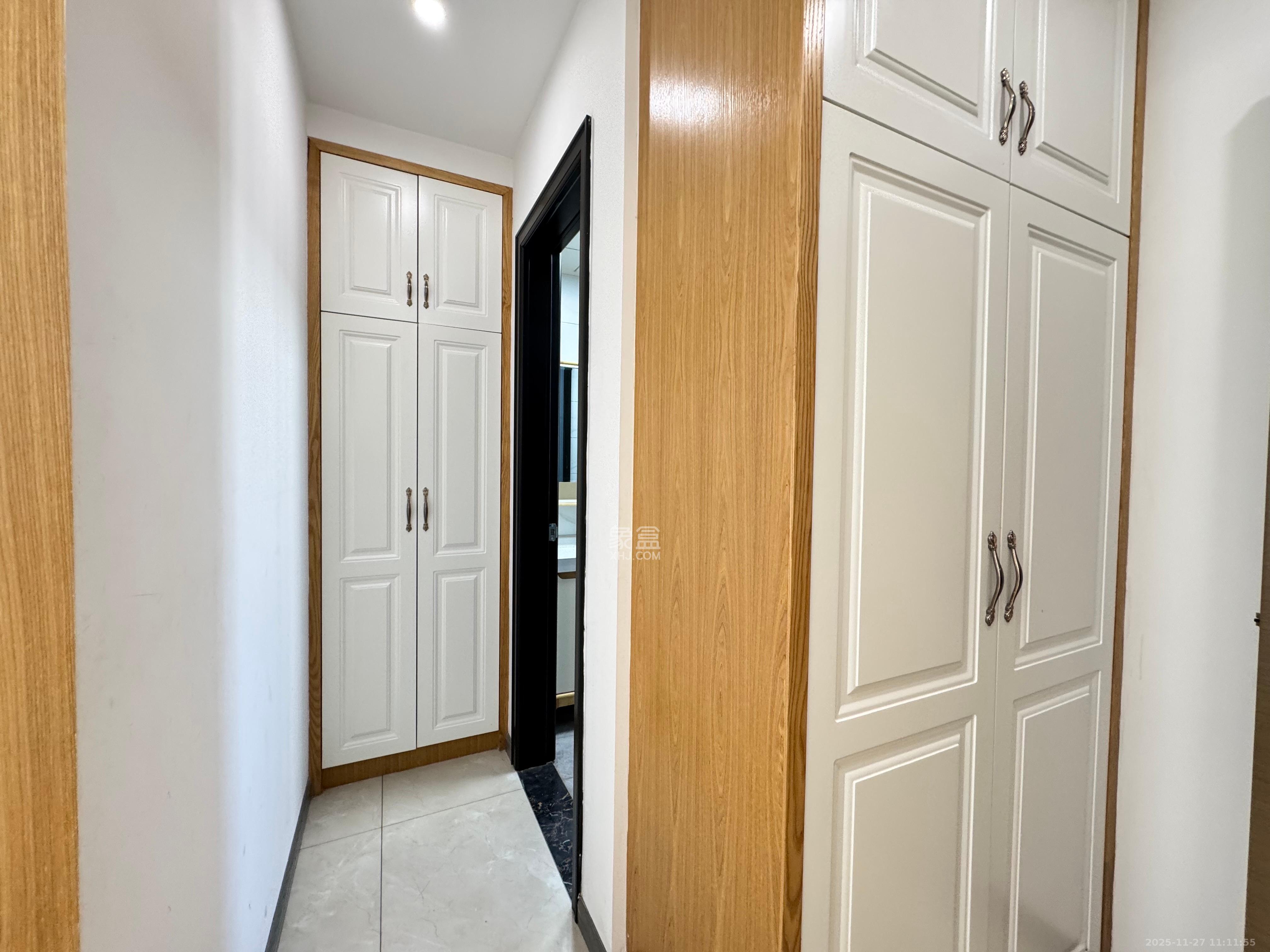 阳光城尚东湾青云苑 3室2厅2卫 2800.0元/月 阳光城尚东湾青云苑 3室2厅2卫 2800.0元/月室内图