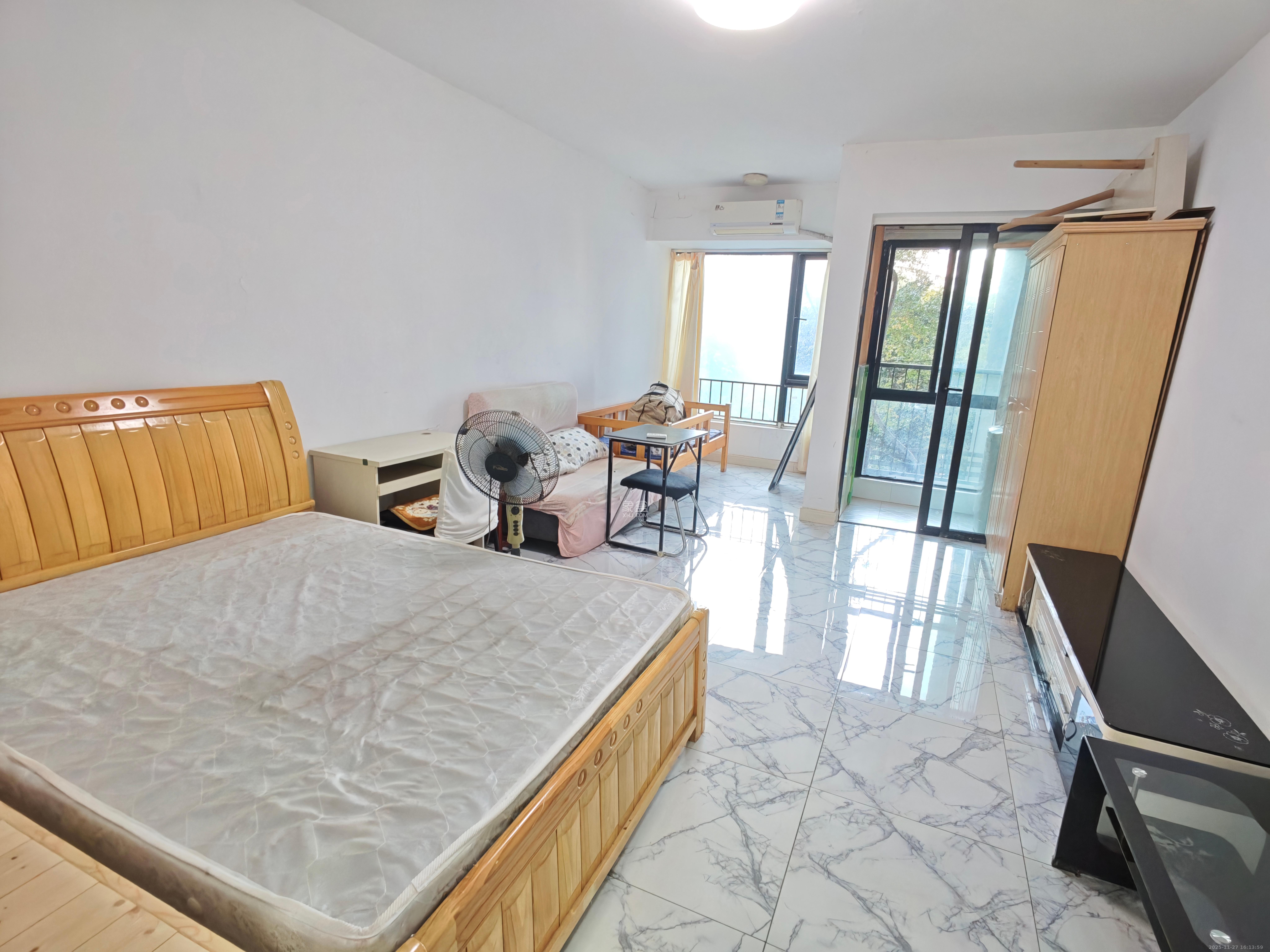 万科金色家园  1室1厅1卫    1450.0元/月