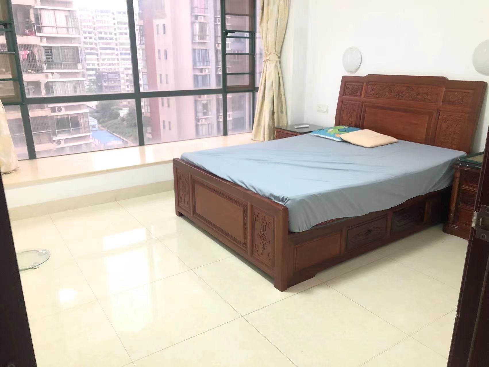 玉龙湾  2室2厅1卫    2300.0元/月室内图