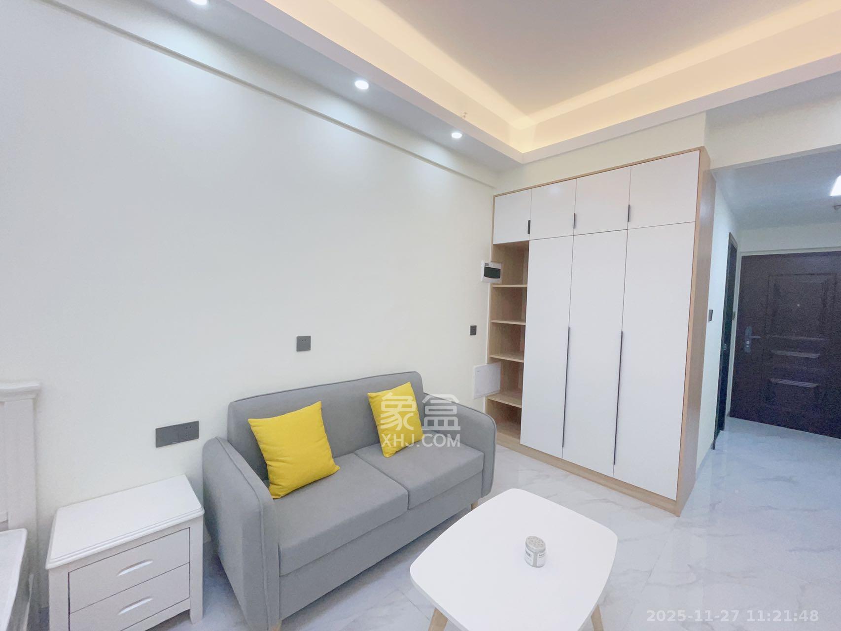 万润时光里  1室1厅1卫    1600.0元/月室内图