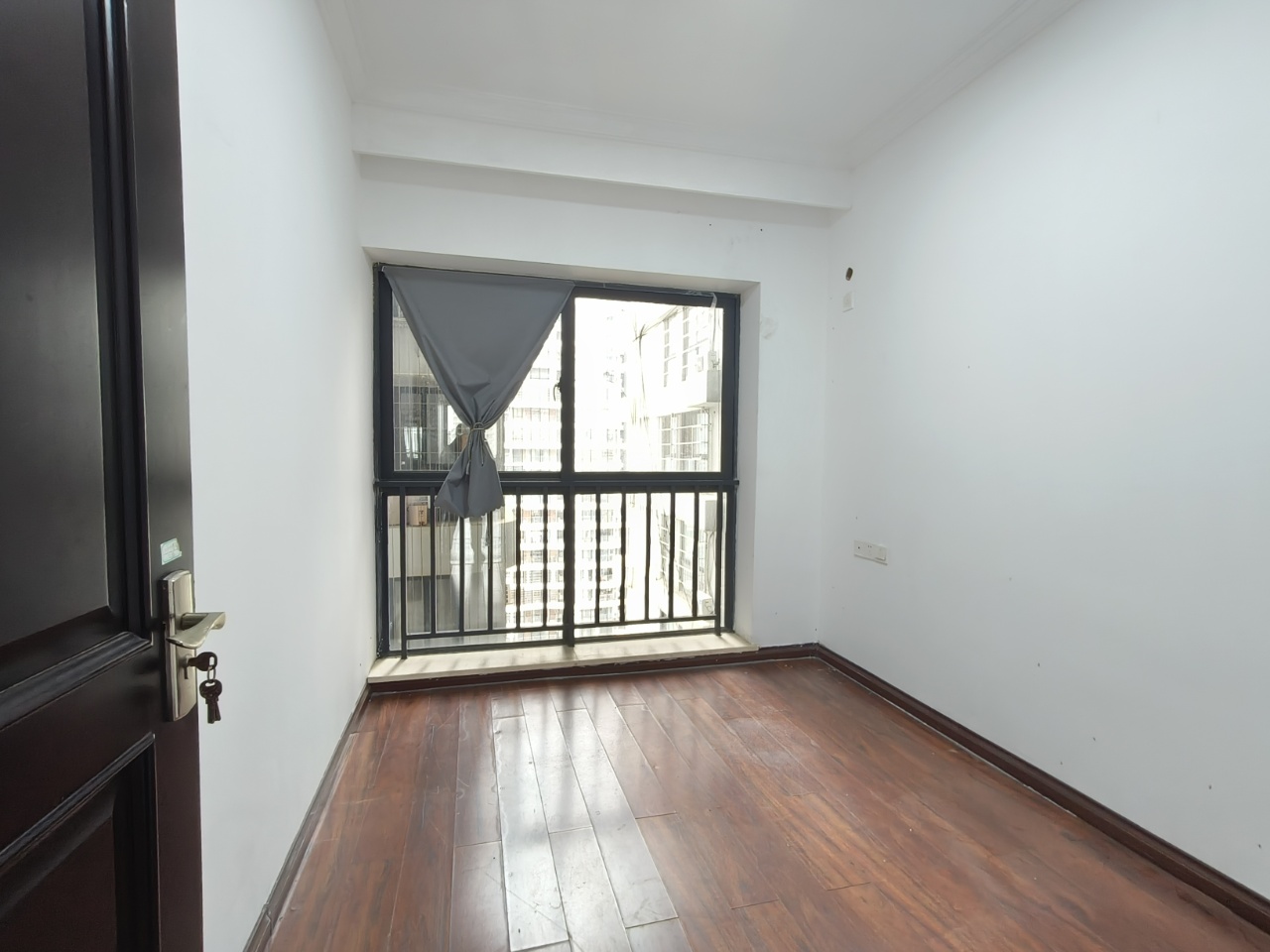 椰岛广场  2室2厅1卫    2700.0元/月室内图