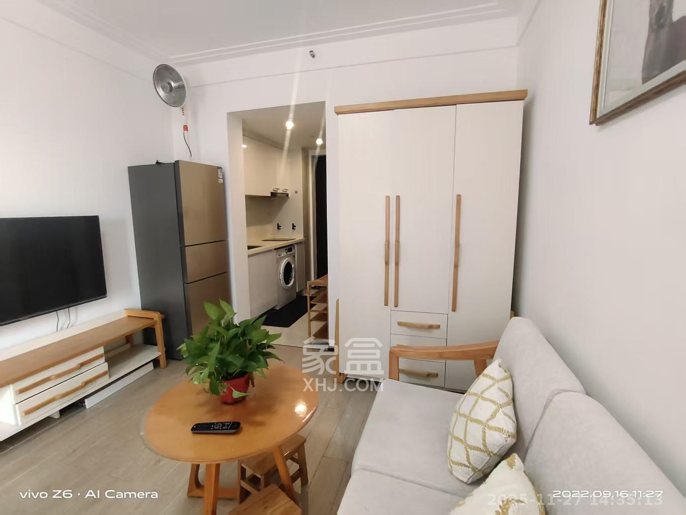 中海国际二期  1室1厅1卫    1100.0元/月室内图