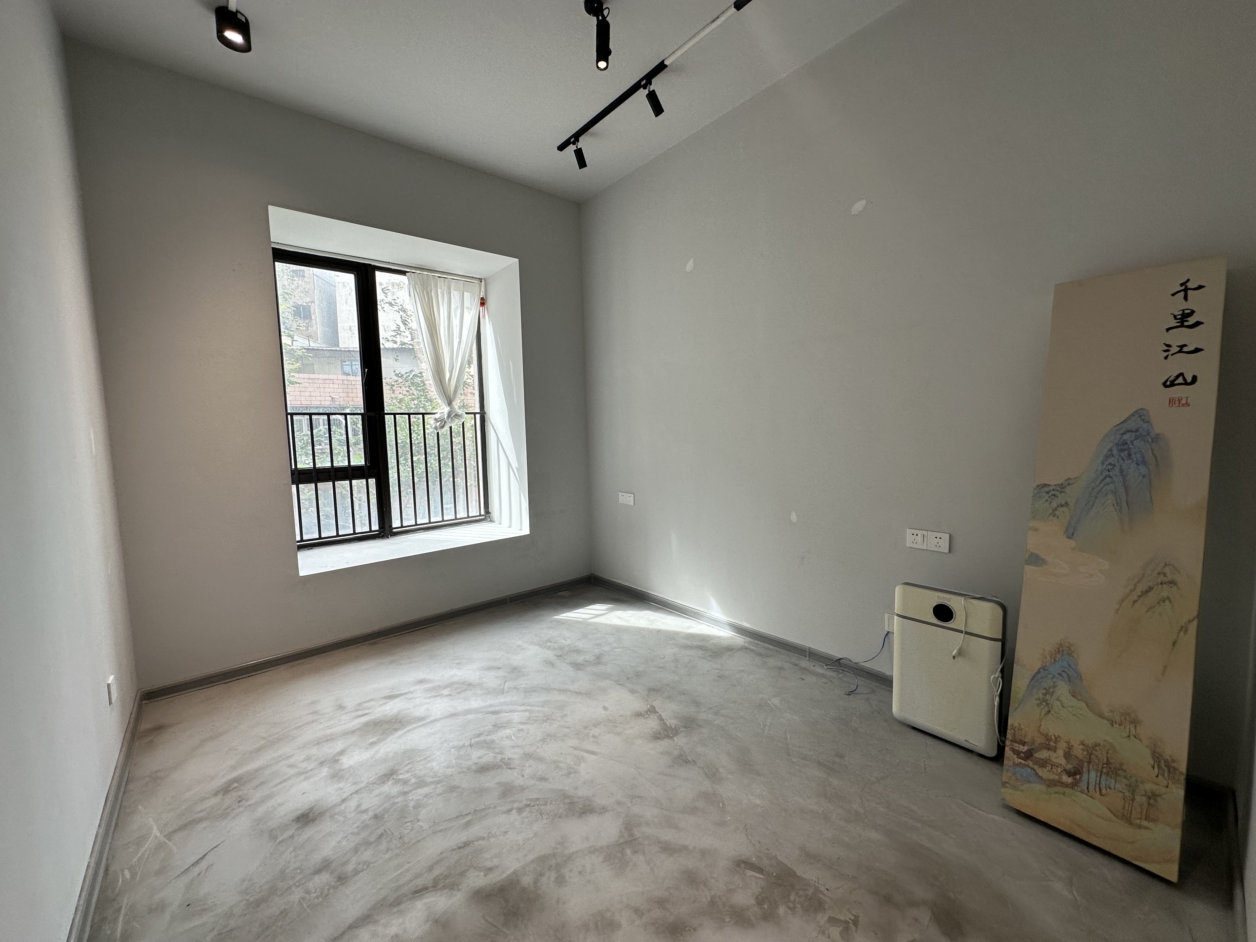 富力首府  4室2厅3卫    400.0万客厅