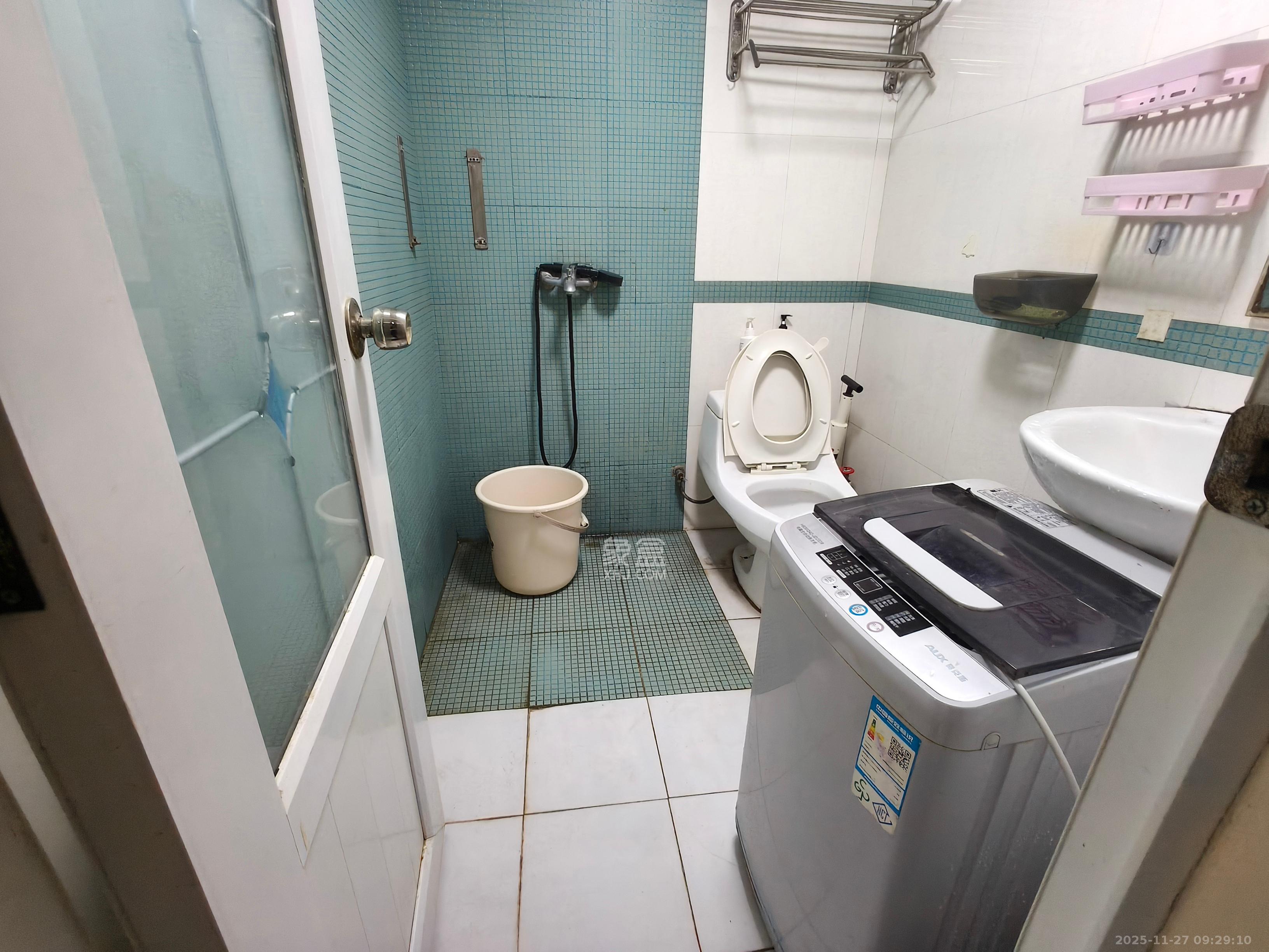 书香名邸  1室1厅1卫    1200.0元/月室内图