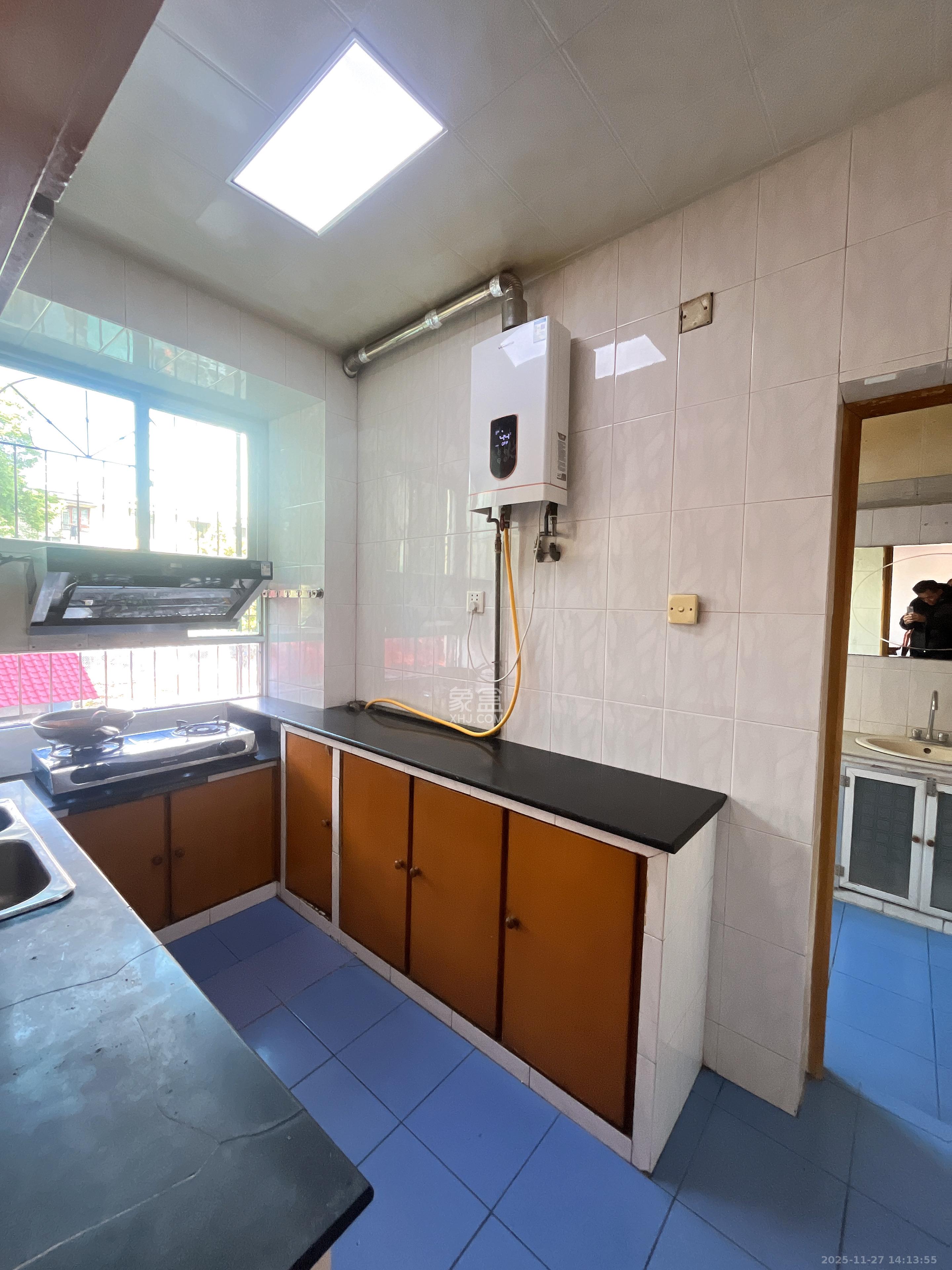 石油小区  3室2厅1卫    2100.0元/月室内图