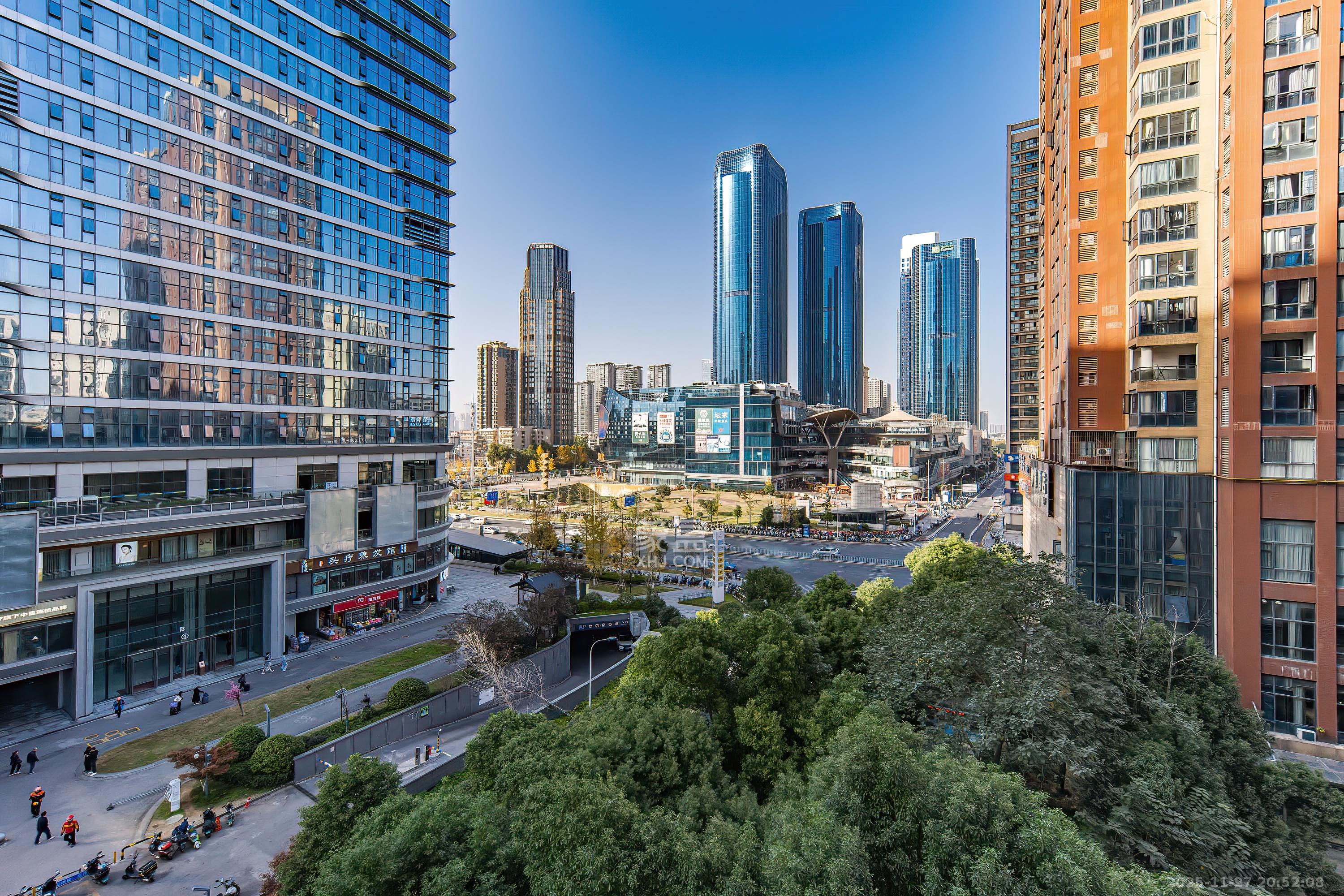 公园9号 4室2厅2卫 219.8万 公园9号 4室2厅2卫 219.8万其他