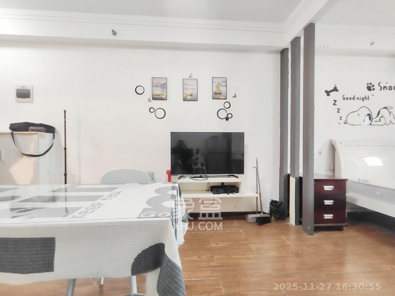 兰卡威国际 1室1厅1卫 1450.0元/月 兰卡威国际 1室1厅1卫 1450.0元/月室内图