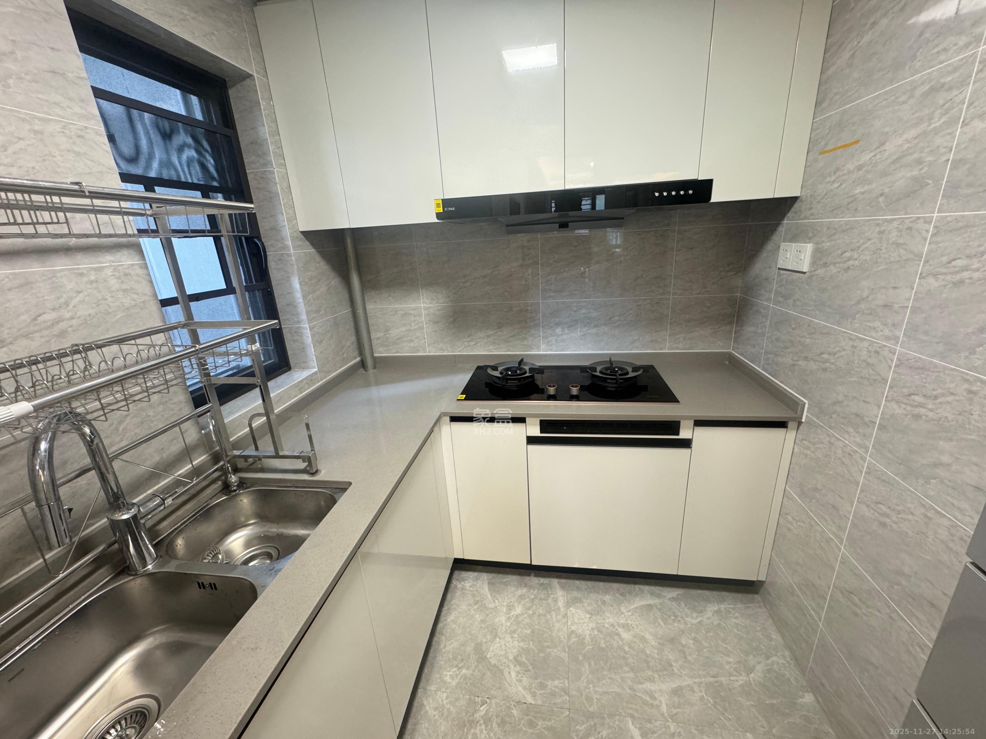 万科金色梦想C区 3室2厅2卫 3000.0元/月 万科金色梦想C区 3室2厅2卫 3000.0元/月室内图