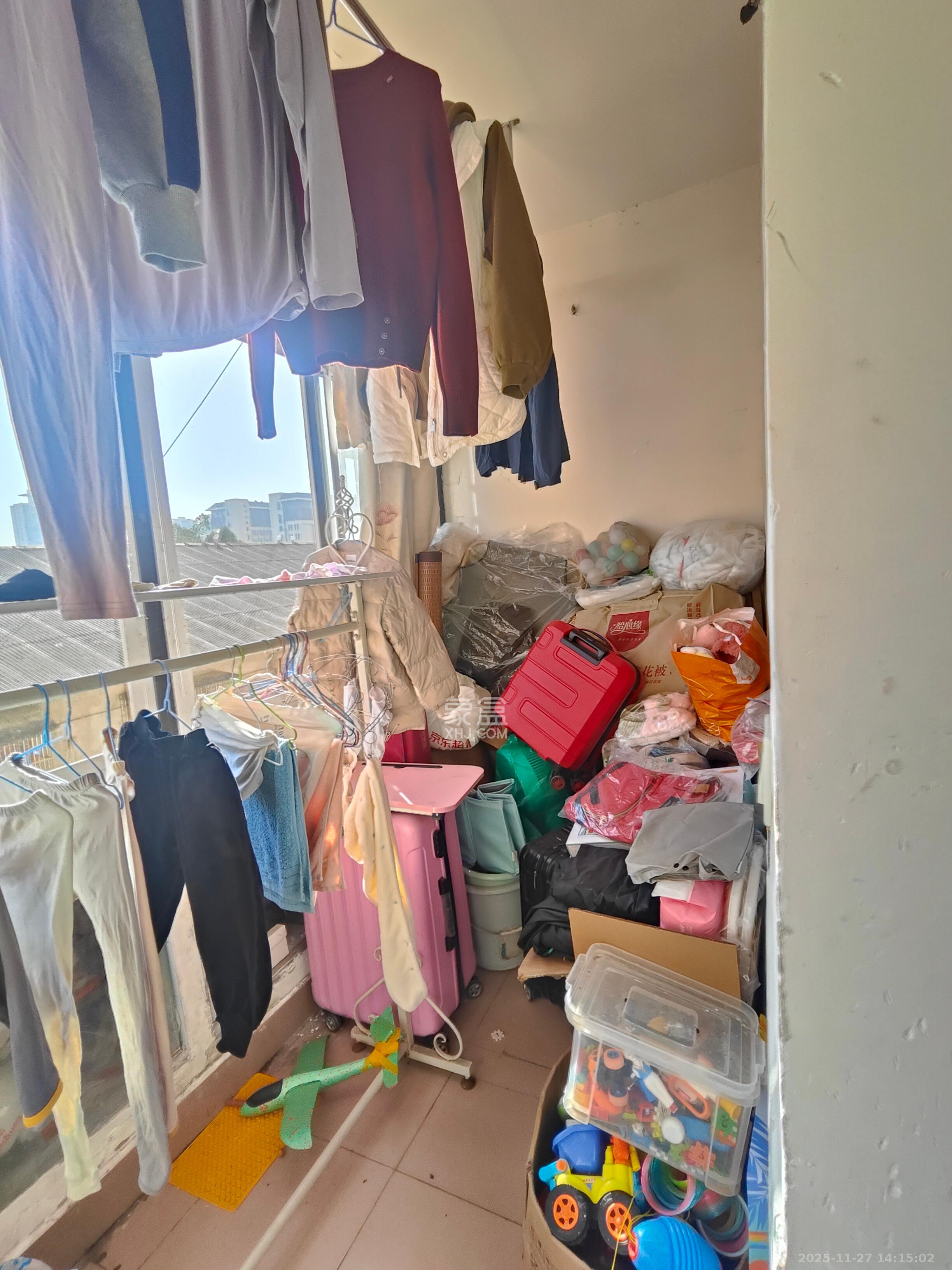 省六运公司宿舍  1室1厅1卫    1000.0元/月室内图