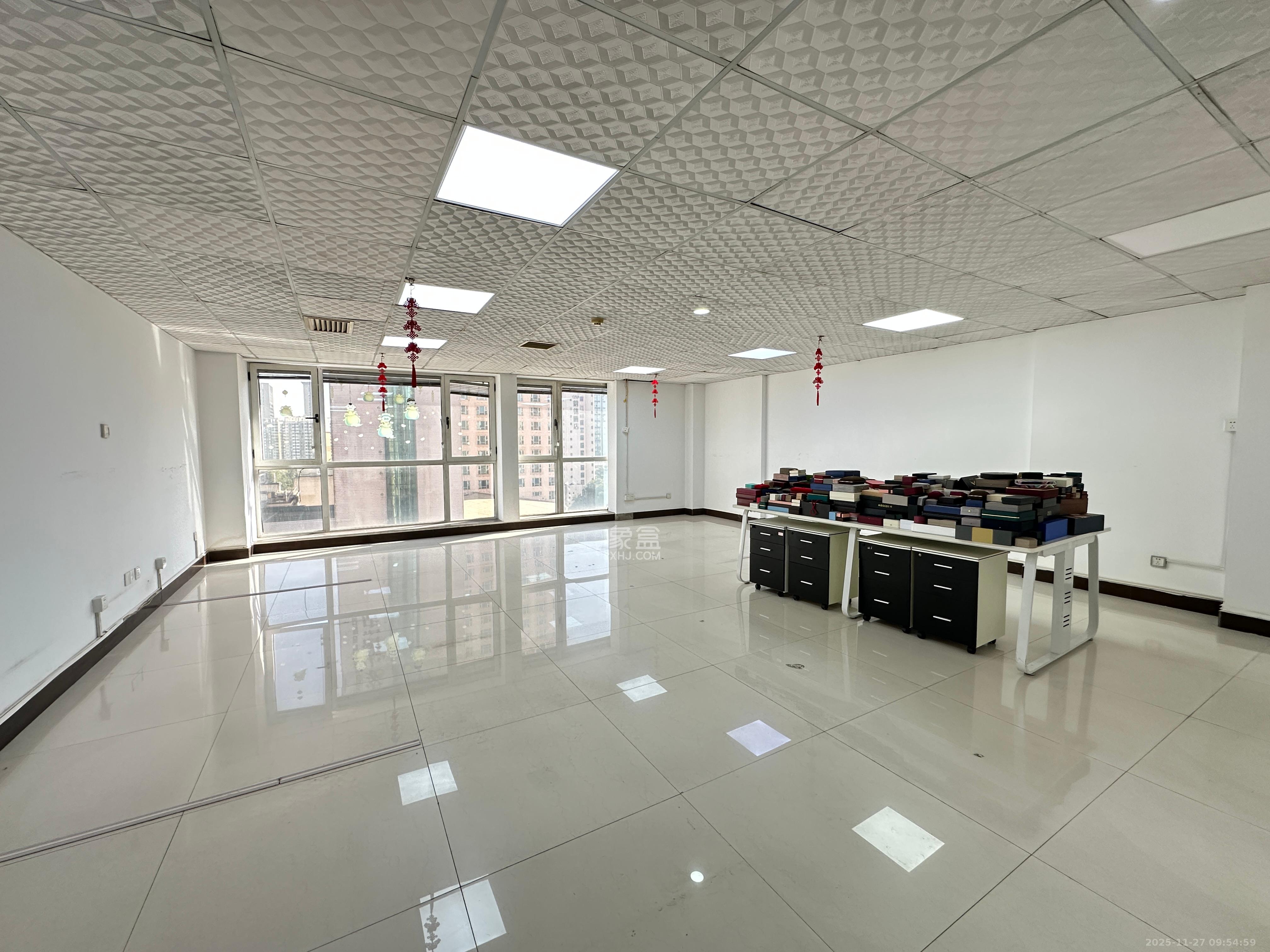 新时空  1室1厅1卫    3600.0元/月