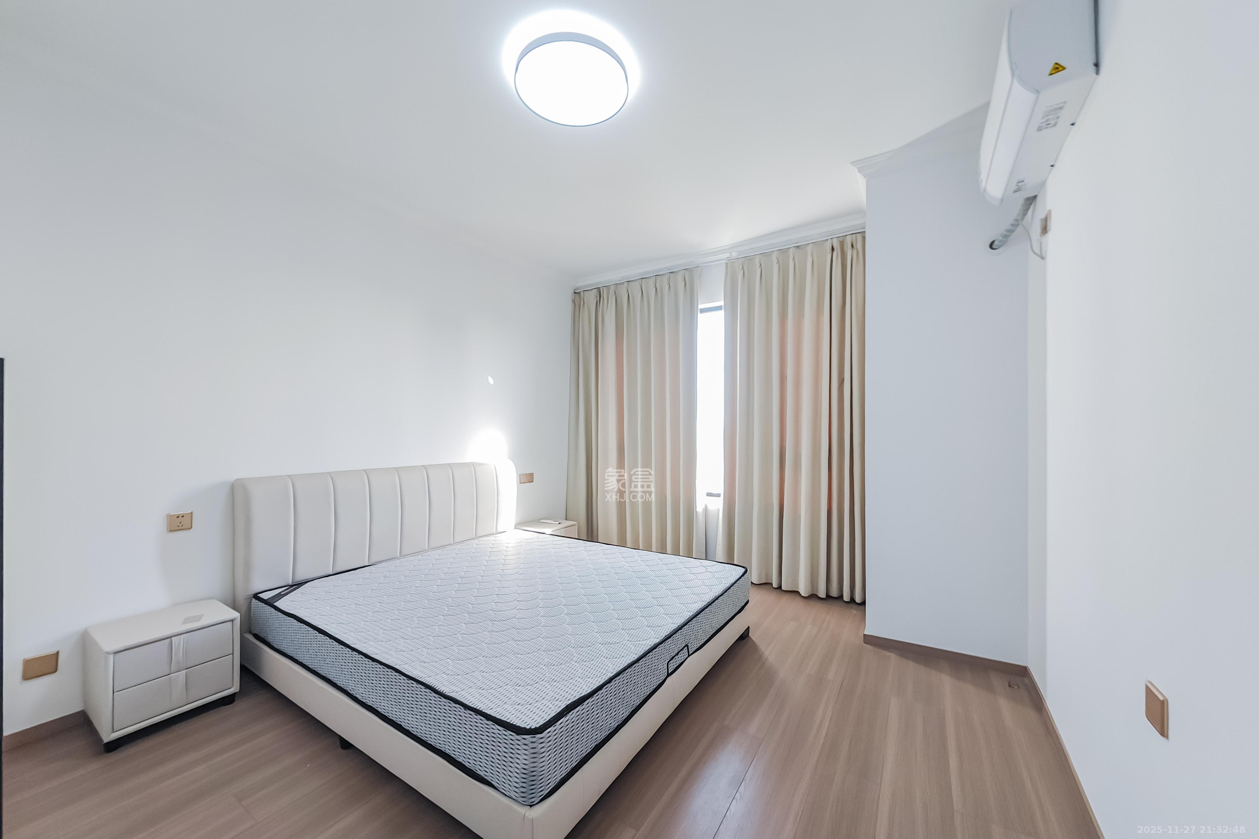 平吉上府  3室2厅2卫    135.0万卧室