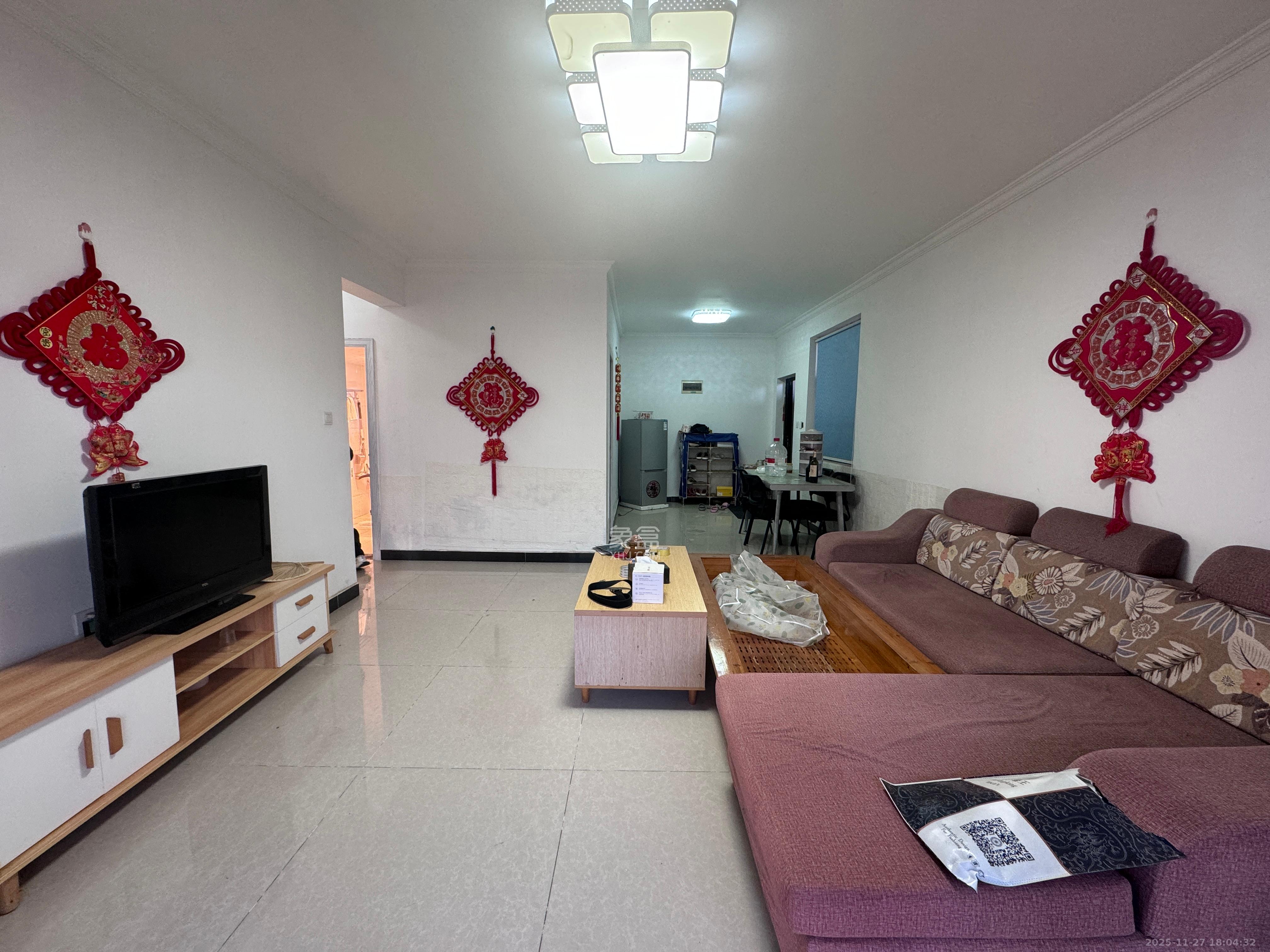 好望谷 1室2厅1卫 1700.0元/月 好望谷 1室2厅1卫 1700.0元/月室内图