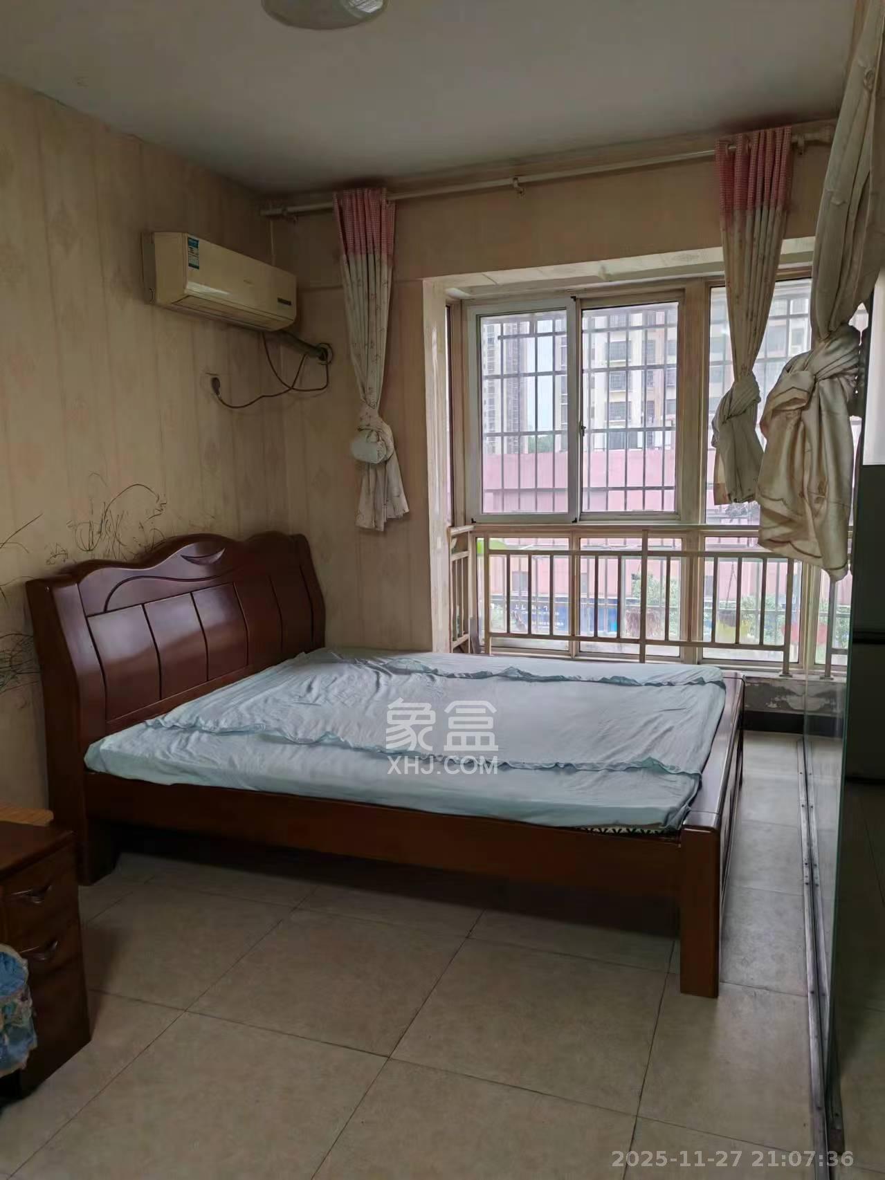 时代星城  1室1厅1卫    900.0元/月室内图