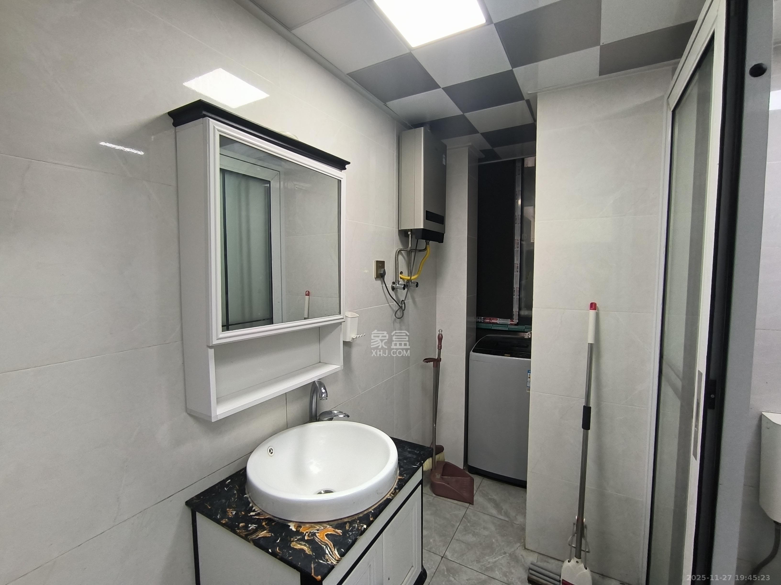 丰禧园  1室1厅1卫    1700.0元/月室内图