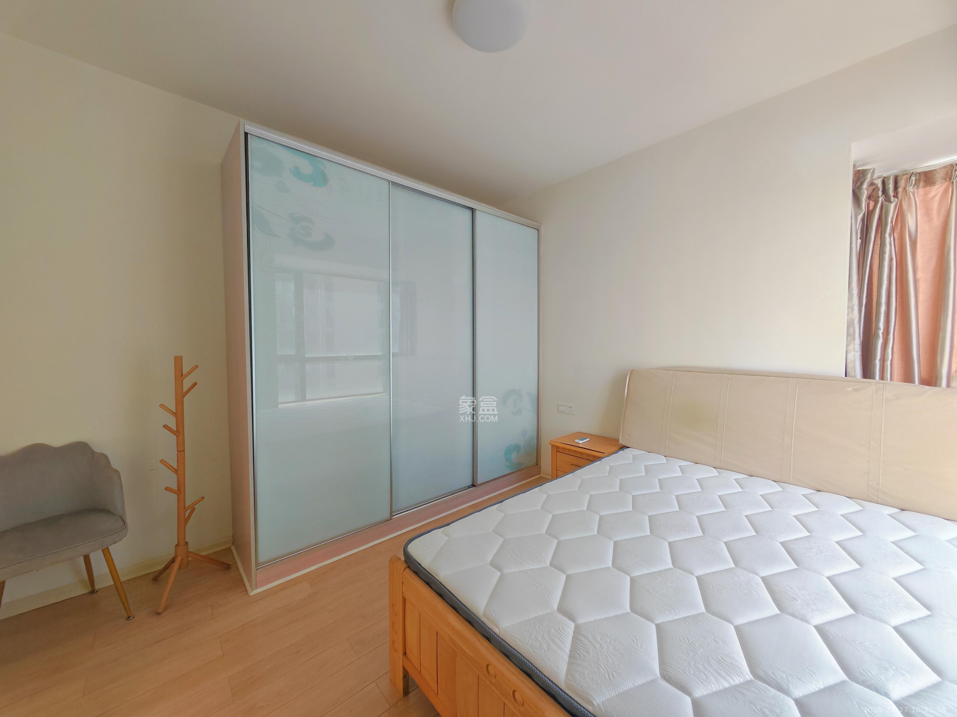 湘府9号 2室1厅1卫 2000.0元/月 湘府9号 2室1厅1卫 2000.0元/月室内图