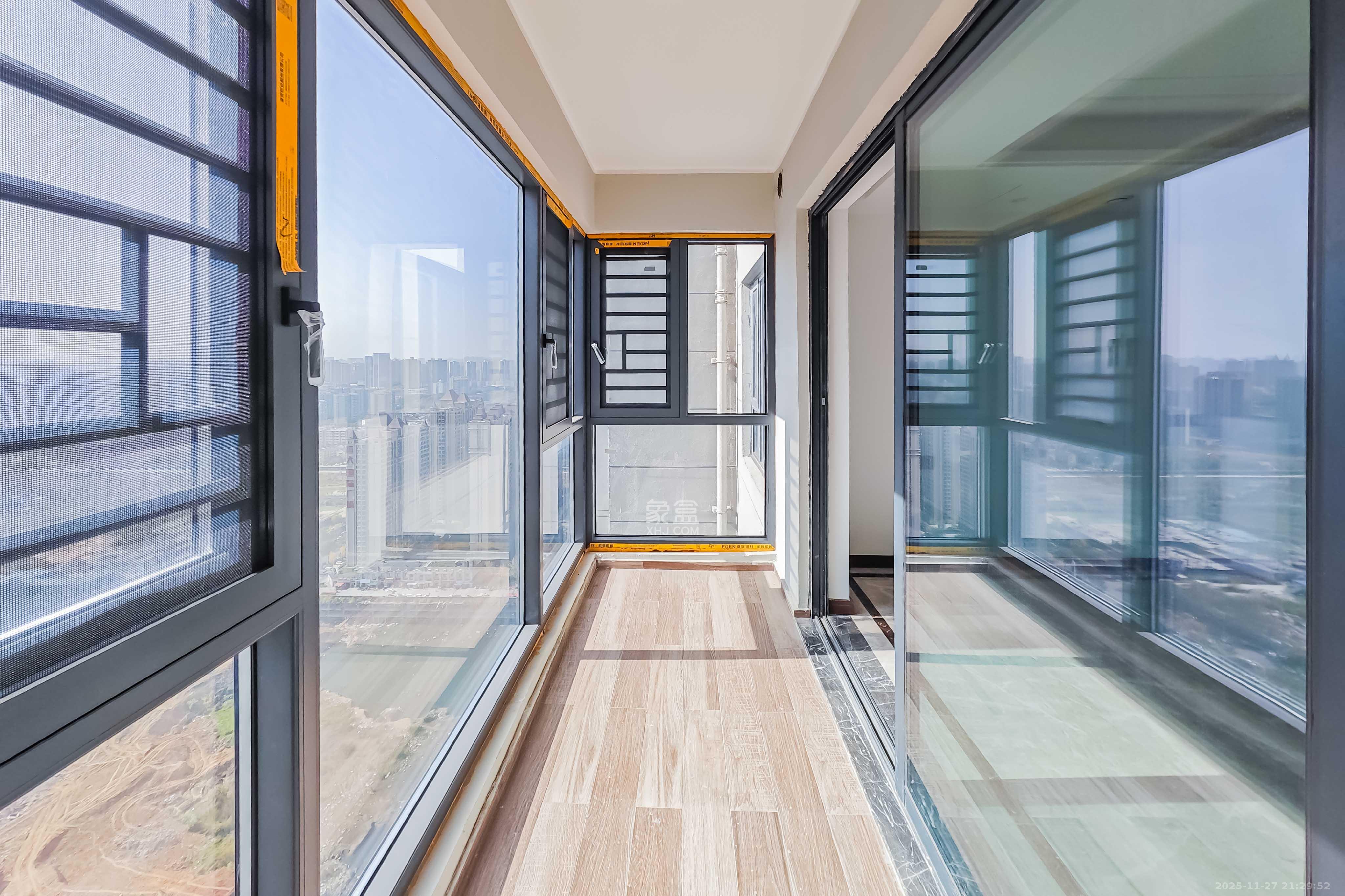 绿地长沙城际空间站（绿地新里佳苑）  4室2厅2卫    138.0万其他