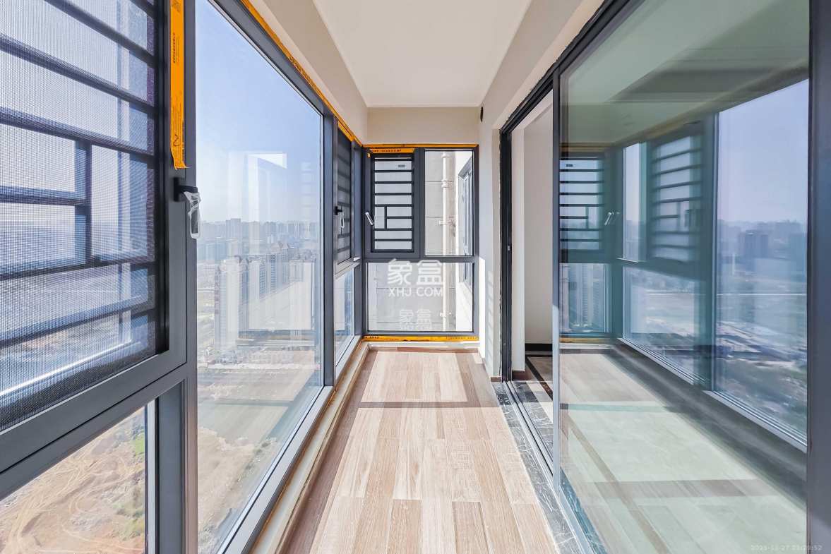 绿地长沙城际空间站(绿地新里佳苑) 4室2厅2卫 138.0万 绿地长沙城际空间站(绿地新里佳苑) 4室2厅2卫 138.0万其他