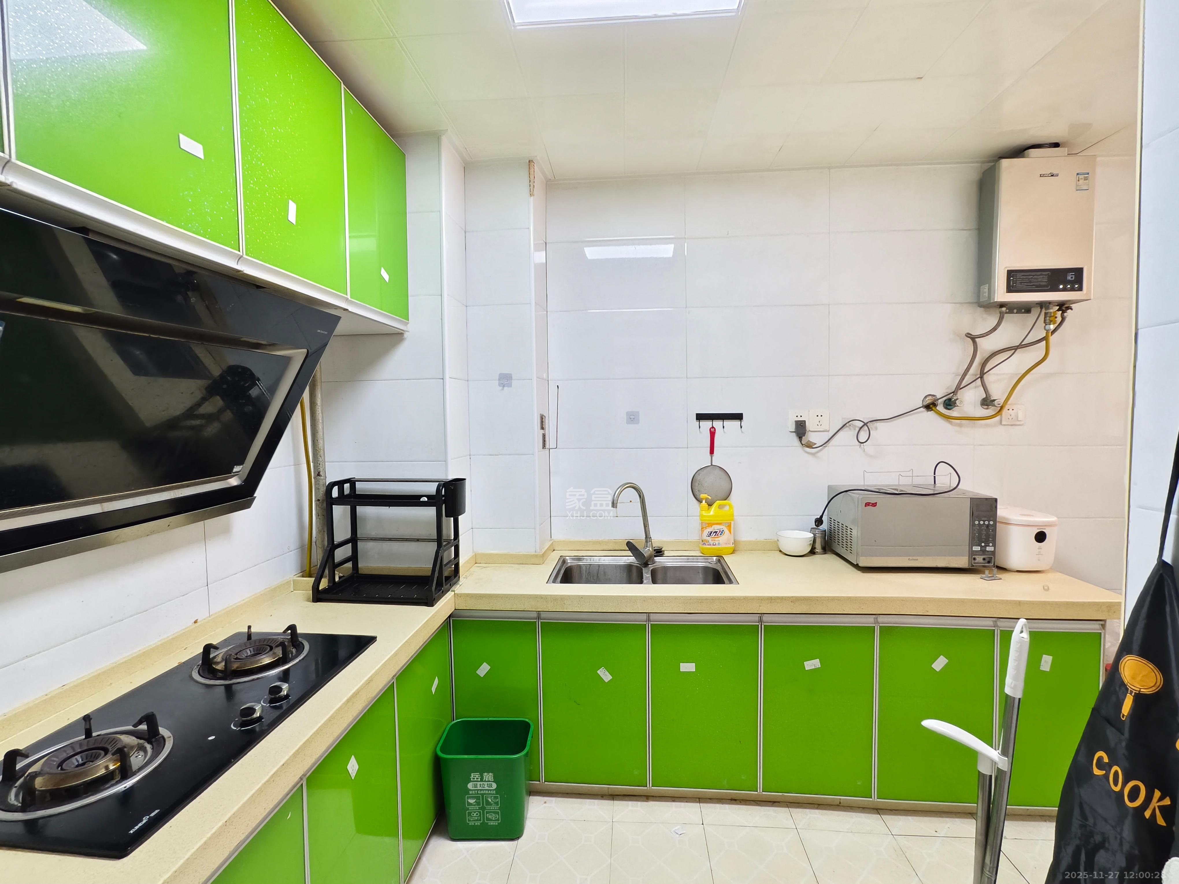 嘉顺苑 2室1厅1卫 1800.0元/月 嘉顺苑 2室1厅1卫 1800.0元/月室内图