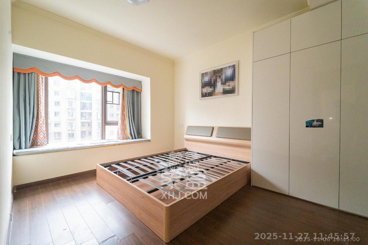 碧桂园中央花园 3室2厅2卫 2700.0元/月 碧桂园中央花园 3室2厅2卫 2700.0元/月室内图