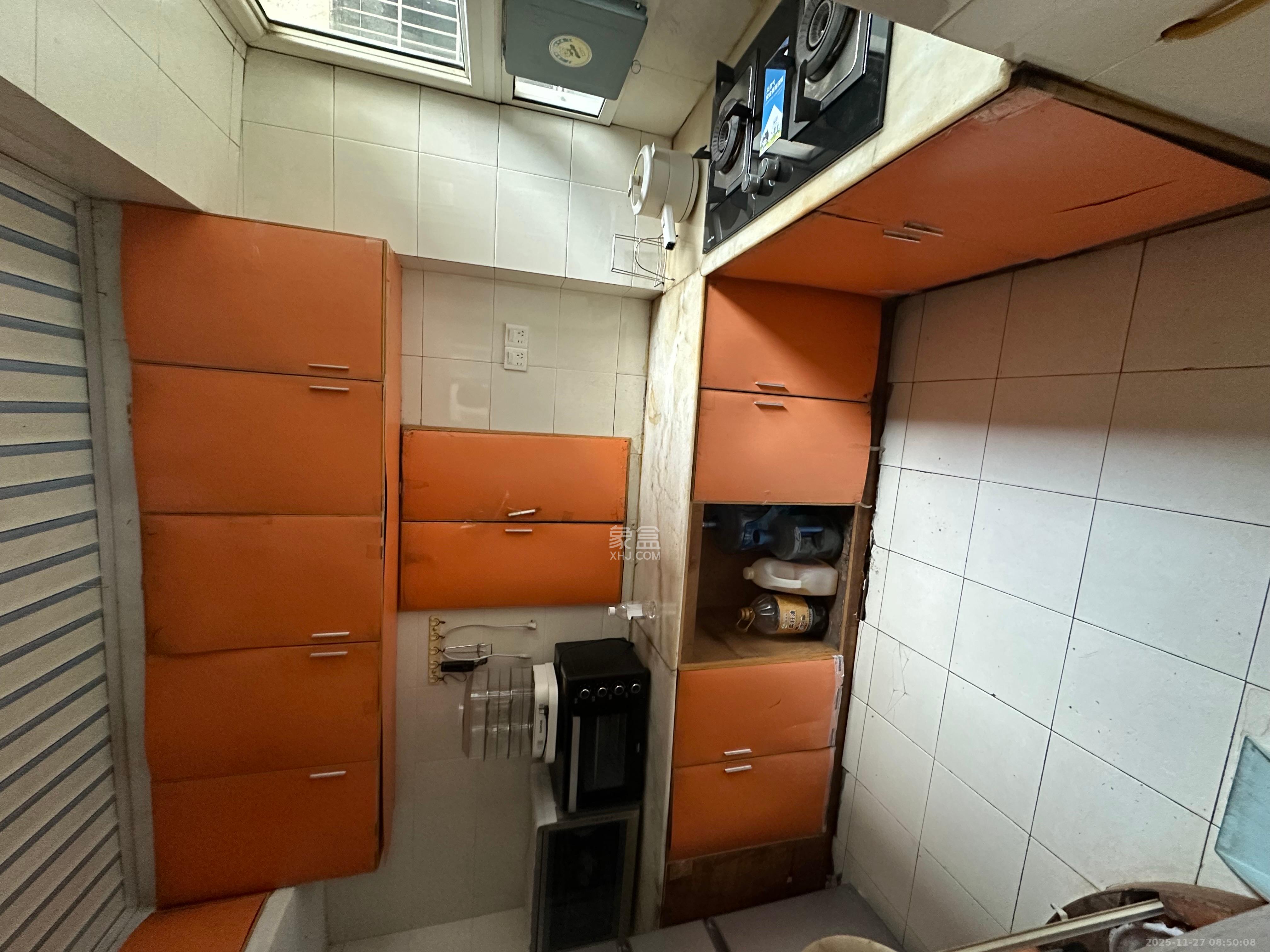 市直属机关宿舍 2室1厅1卫 1600.0元/月 市直属机关宿舍 2室1厅1卫 1600.0元/月室内图