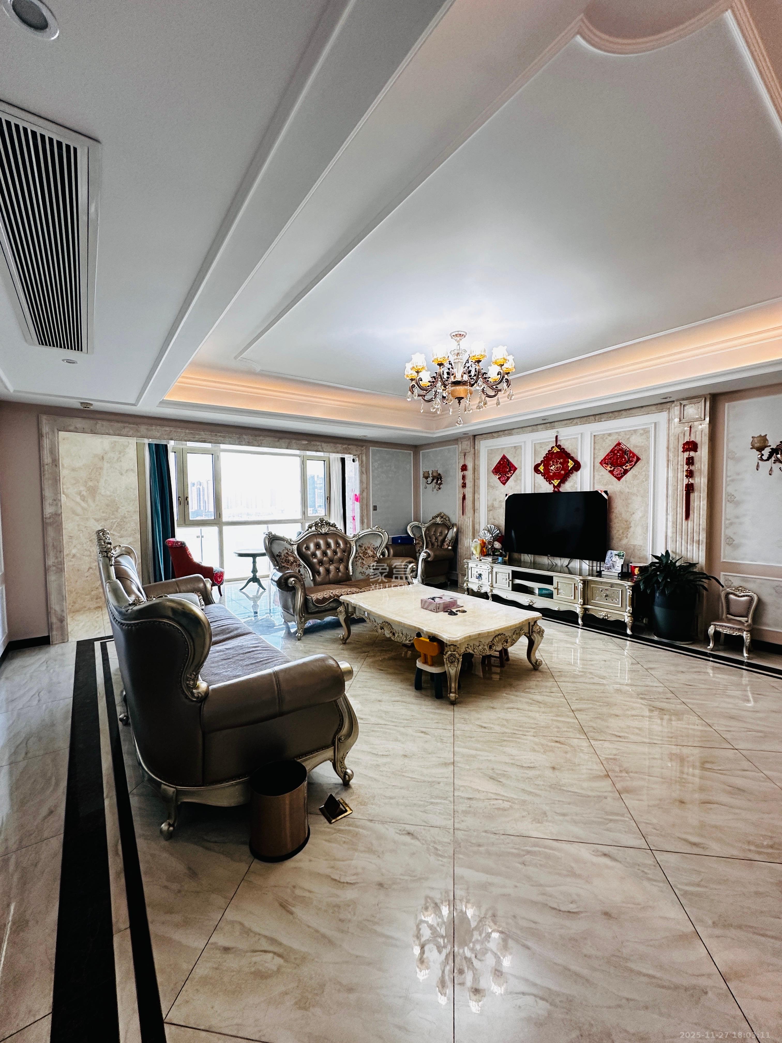 北辰定江洋 3室2厅2卫 8800.0元/月 北辰定江洋 3室2厅2卫 8800.0元/月室内图