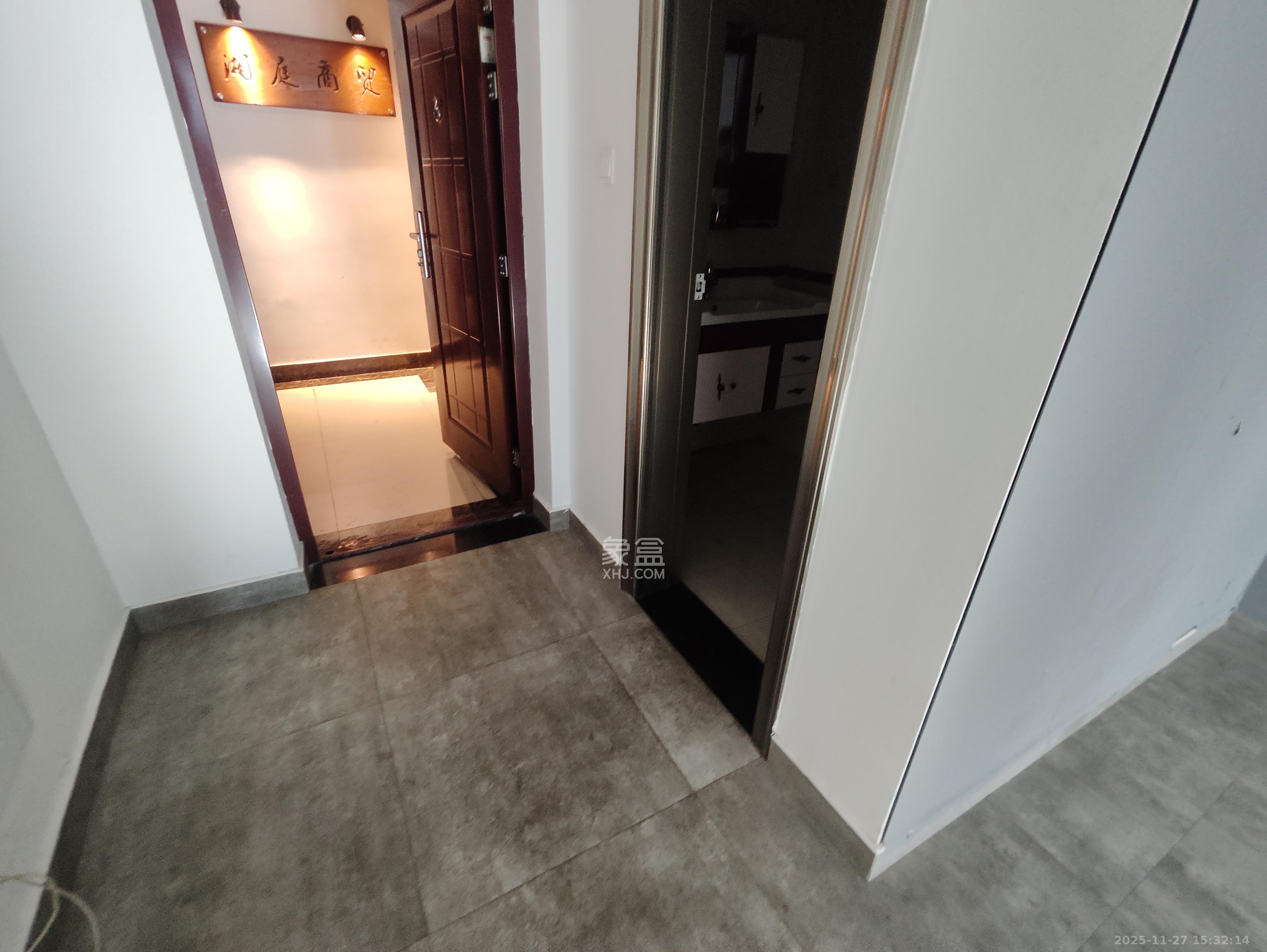 长房天翼未来城 1室1厅1卫 1500.0元/月 长房天翼未来城 1室1厅1卫 1500.0元/月室内图