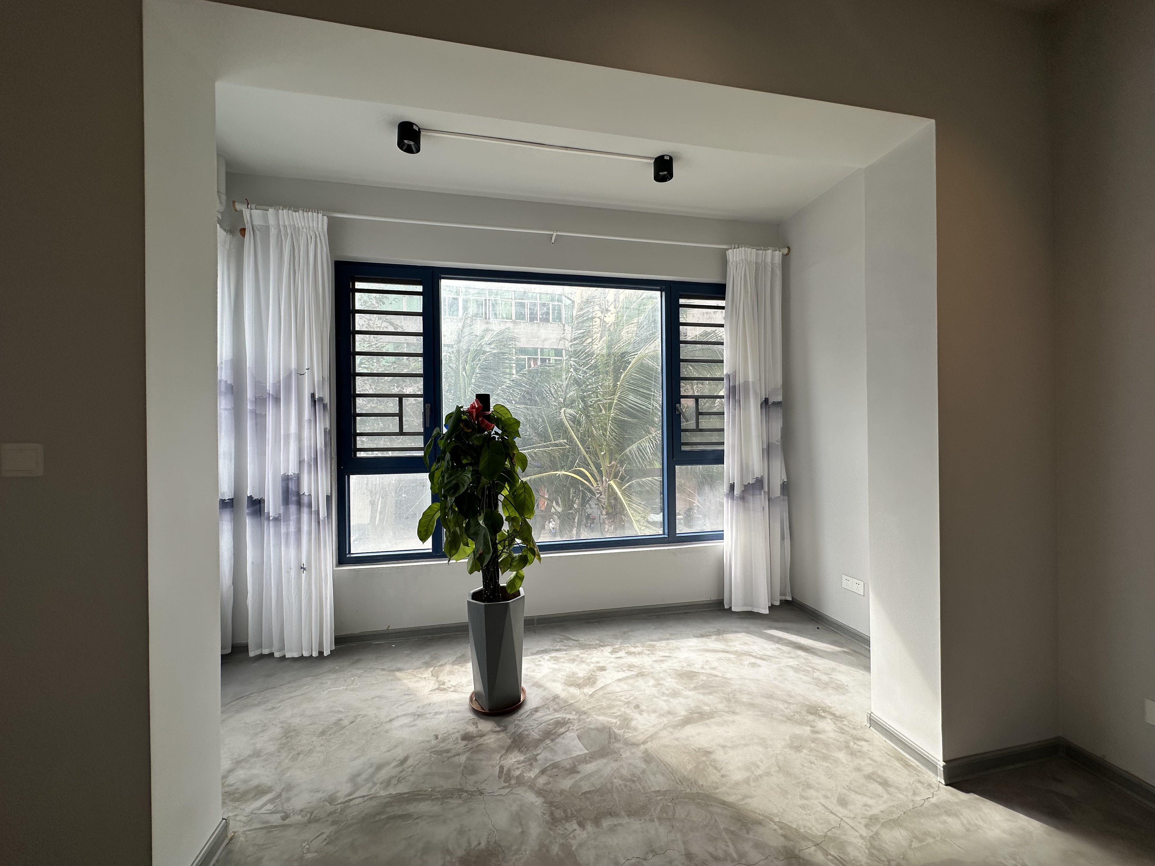 富力首府  4室2厅3卫    400.0万客厅