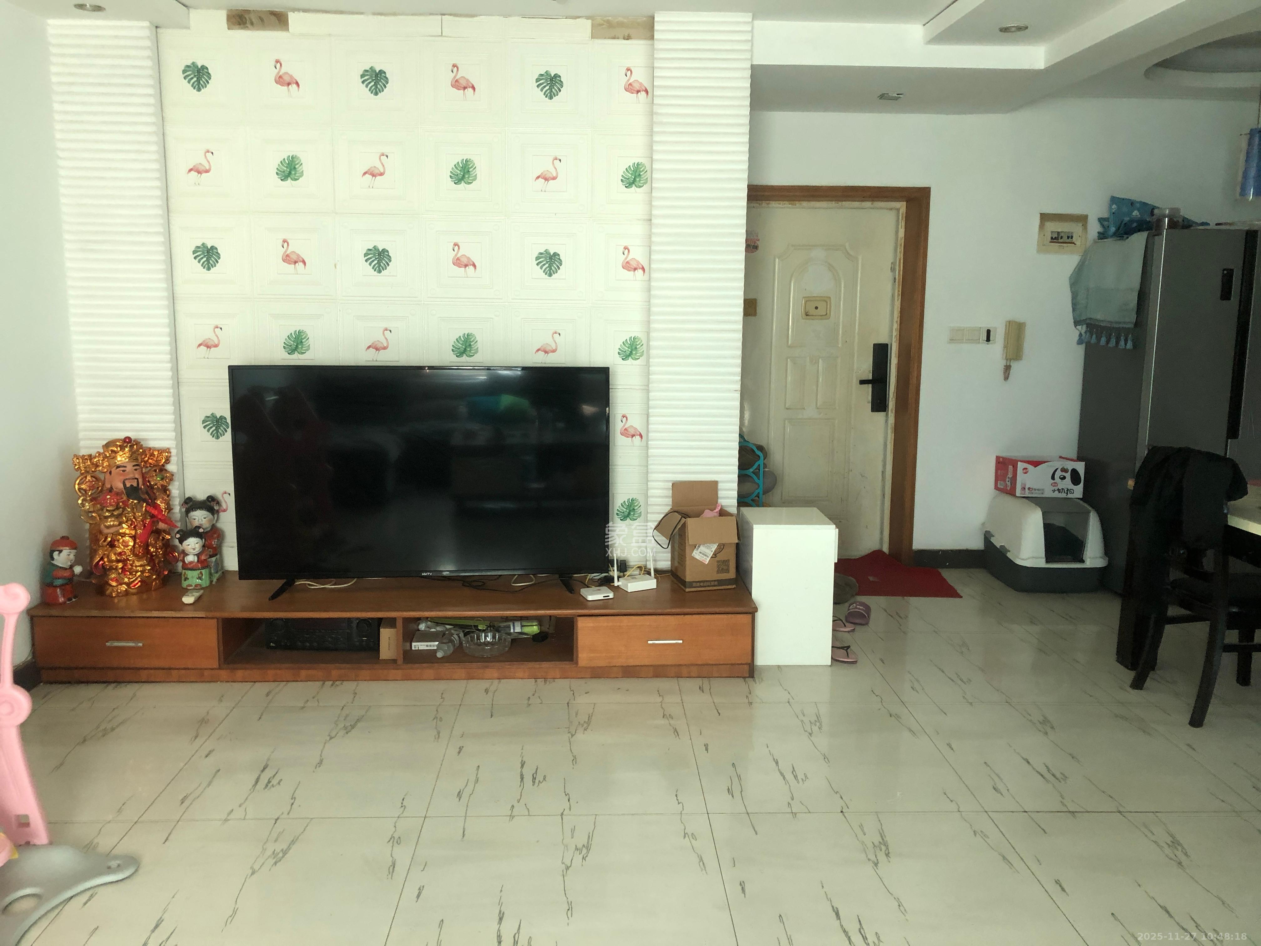 中南汽车世界 3室2厅1卫 1480.0元/月 中南汽车世界 3室2厅1卫 1480.0元/月室内图