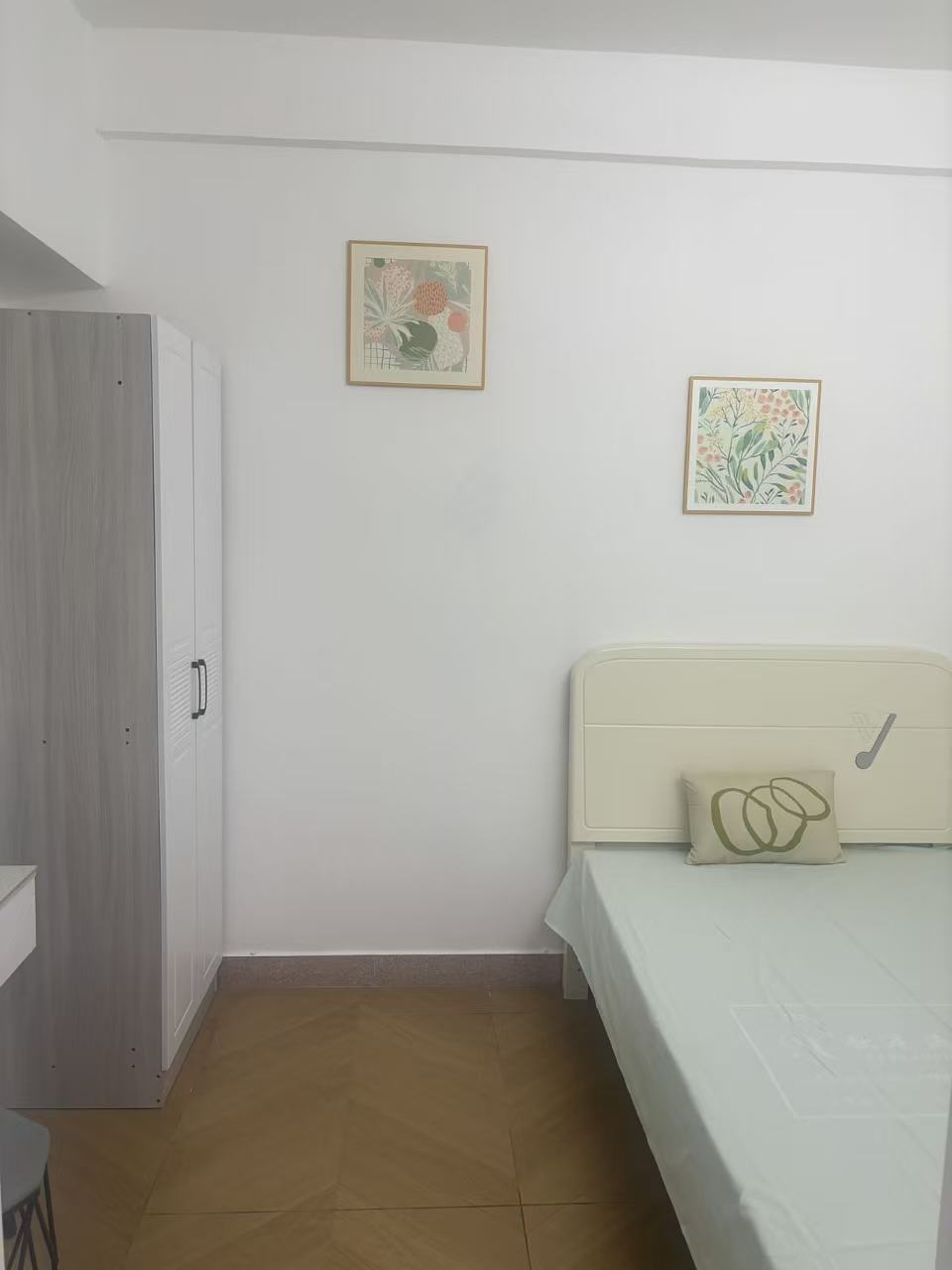 金福城  1室1厅1卫    1000.0元/月