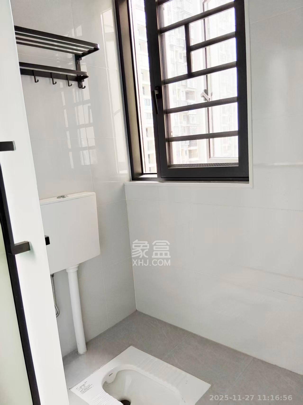 桥头家园三期  2室1厅1卫    1800.0元/月室内图