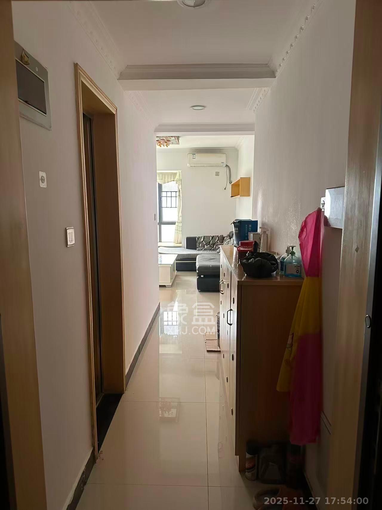 深业睿城  1室1厅1卫    1500.0元/月室内图