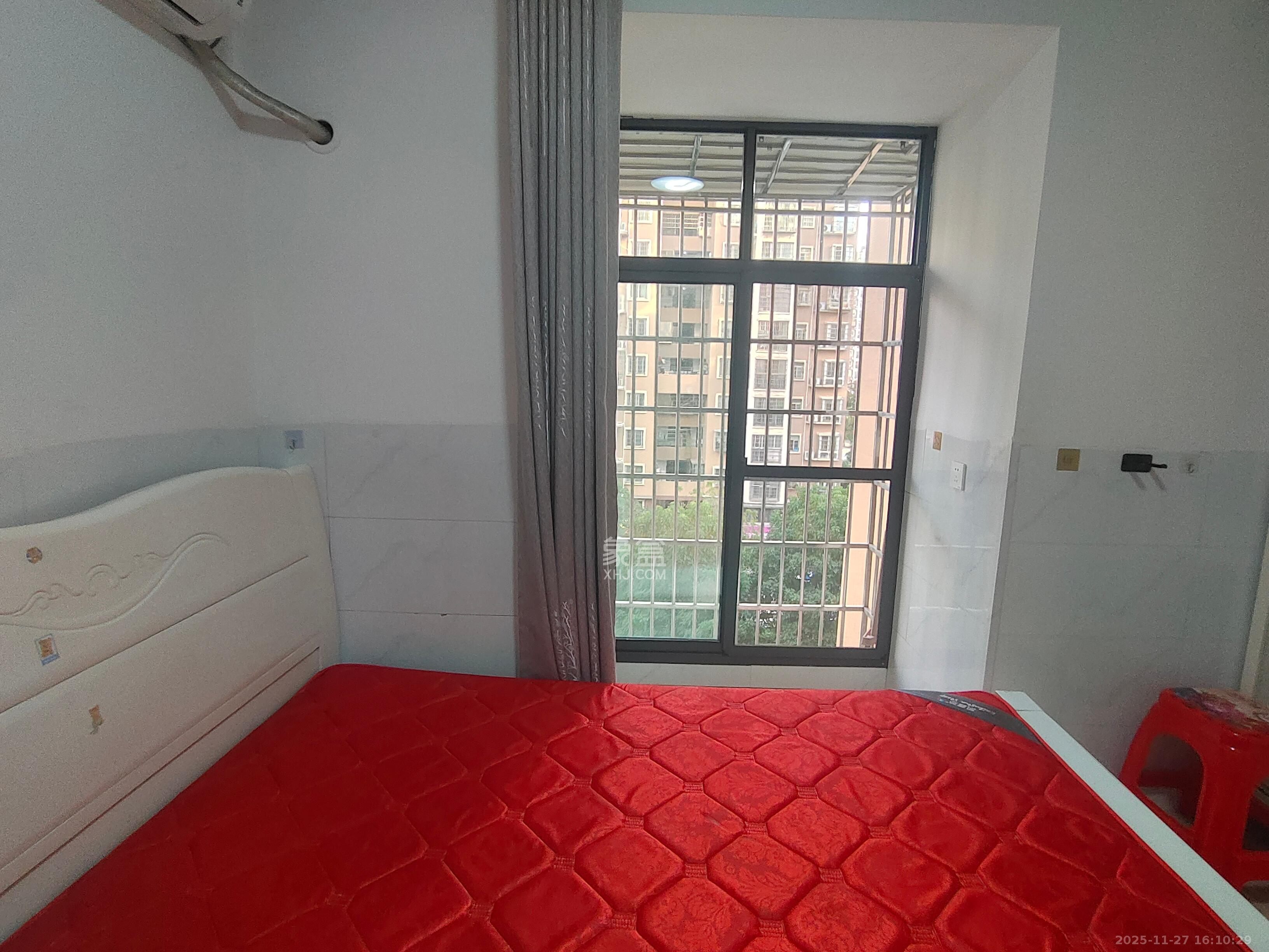 和馨园  1室0厅0卫    1100.0元/月