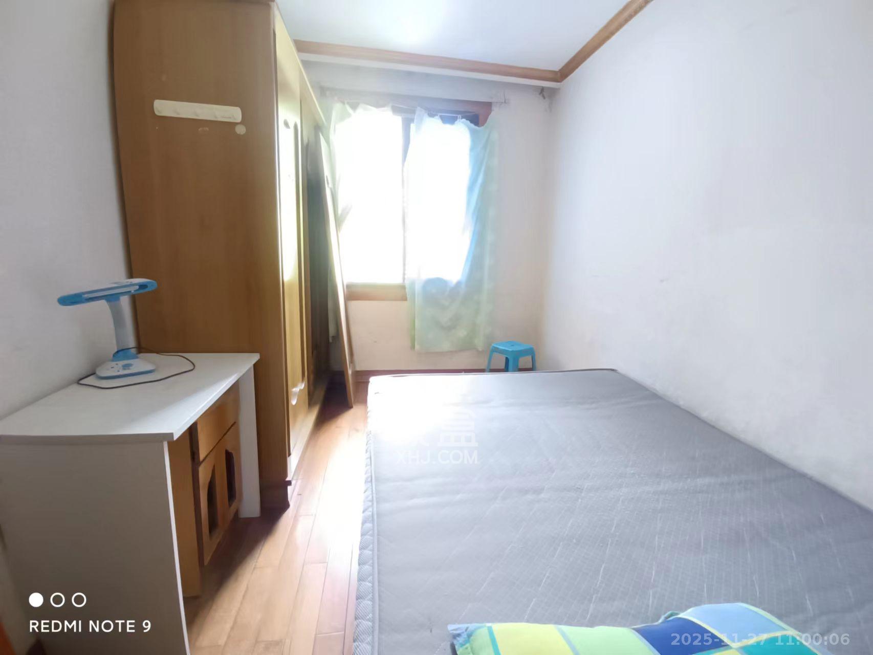 左家塘印刷厂宿舍(人印宿舍) 2室2厅1卫 1100.0元/月 左家塘印刷厂宿舍(人印宿舍) 2室2厅1卫 1100.0元/月室内图