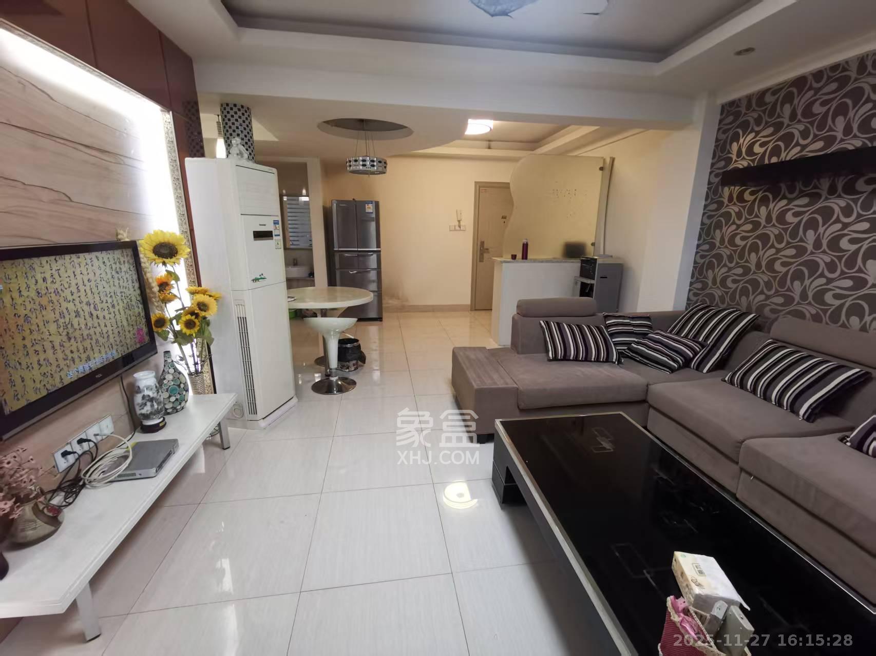 东城一品（国杰大厦）  2室2厅1卫    2600.0元/月