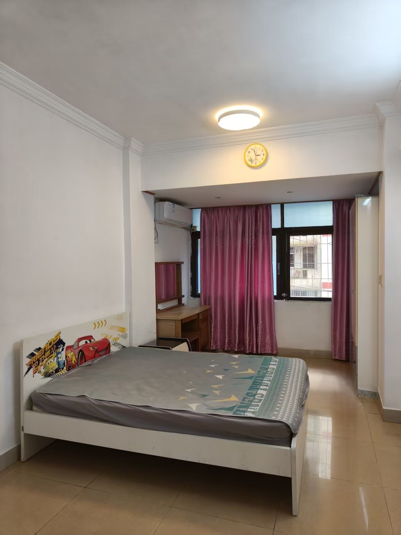 省供销社宿舍  3室2厅1卫    2200.0元/月