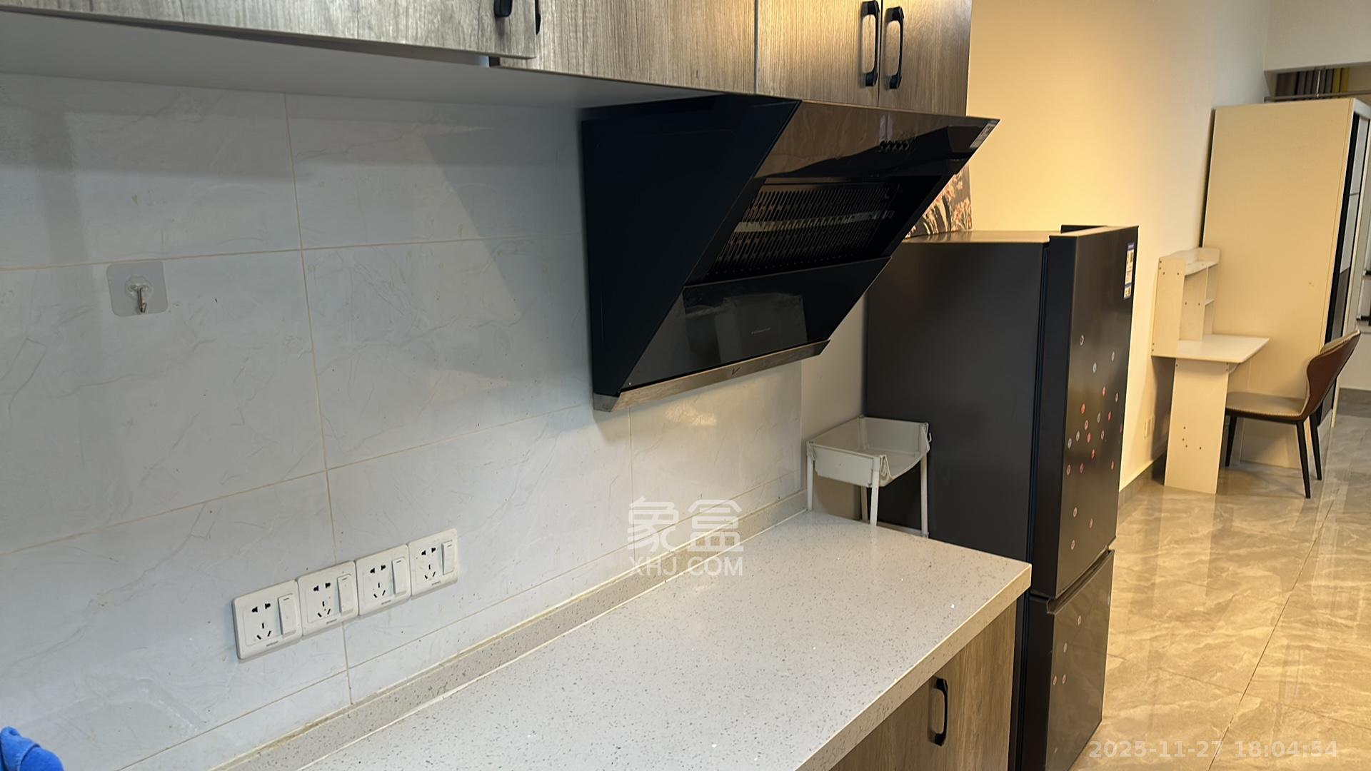 合能枫丹丽舍（柏悦名苑)  1室0厅0卫    1300.0元/月室内图