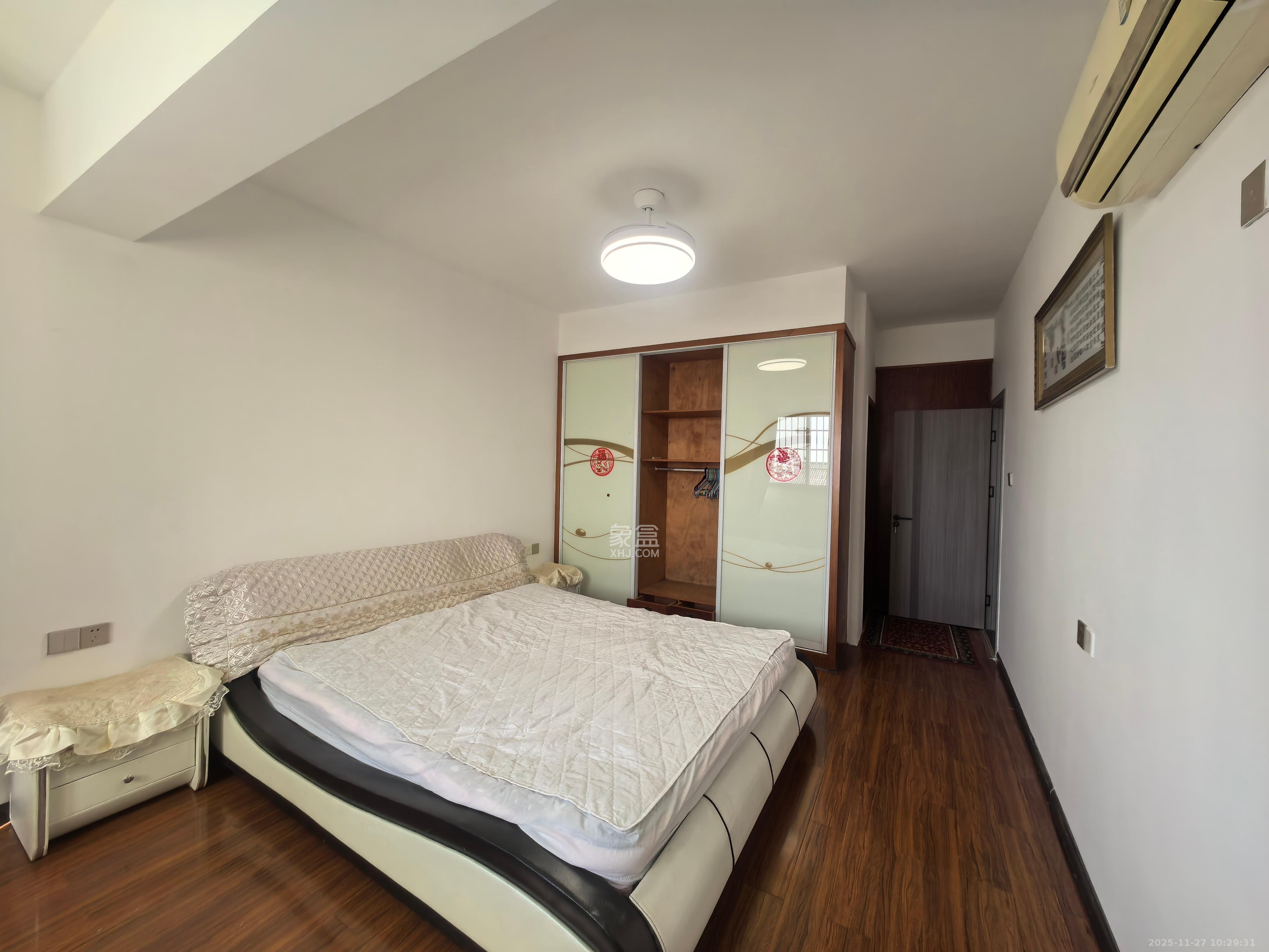 春满江南 3室2厅1卫 1600.0元/月 春满江南 3室2厅1卫 1600.0元/月室内图