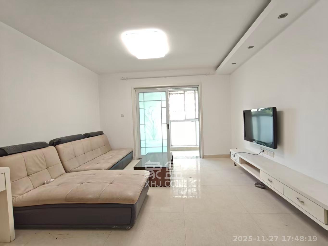 南铁佳苑 2室1厅1卫 2200.0元/月 南铁佳苑 2室1厅1卫 2200.0元/月室内图