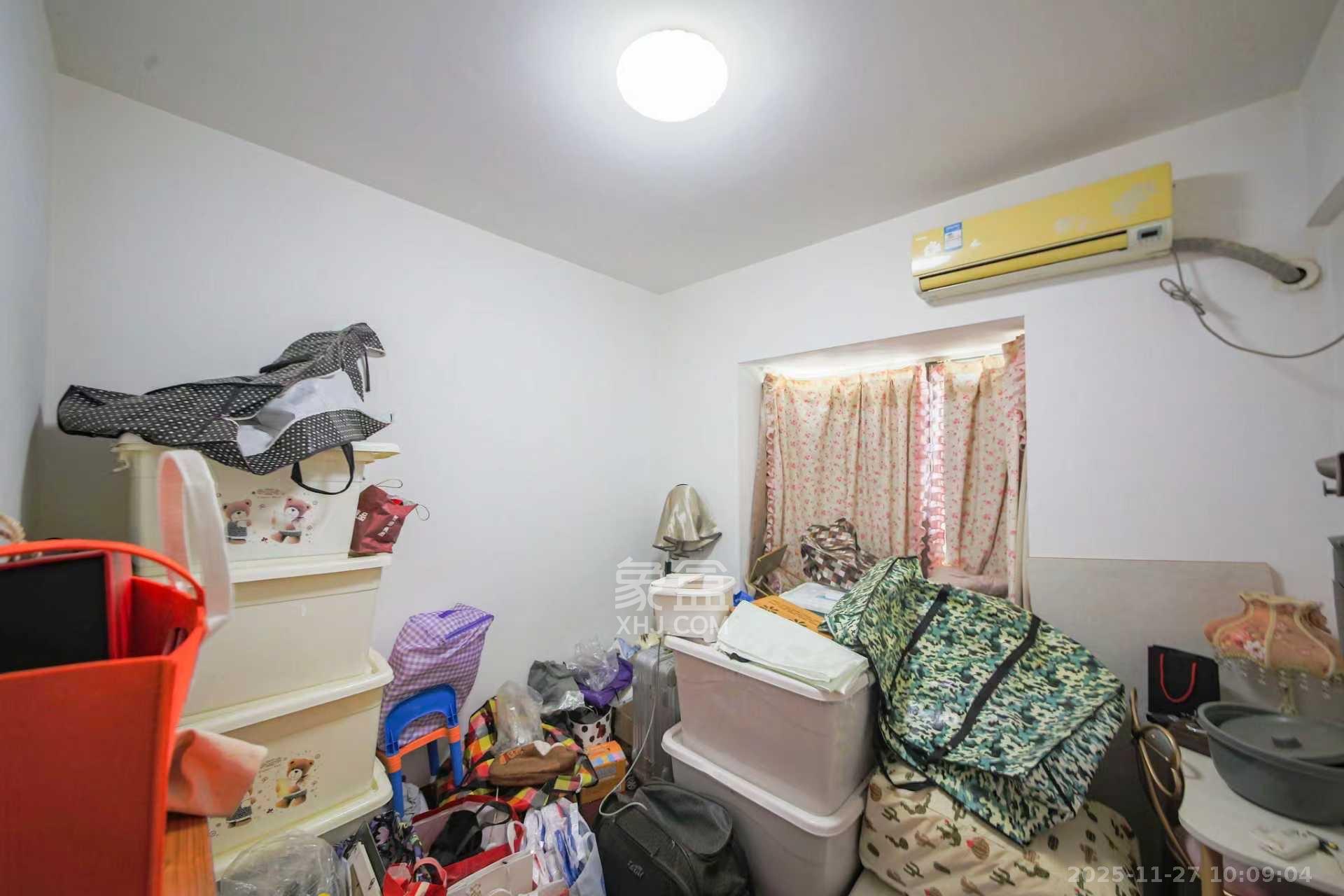 上海城小区 4室2厅2卫 2400.0元/月 上海城小区 4室2厅2卫 2400.0元/月室内图