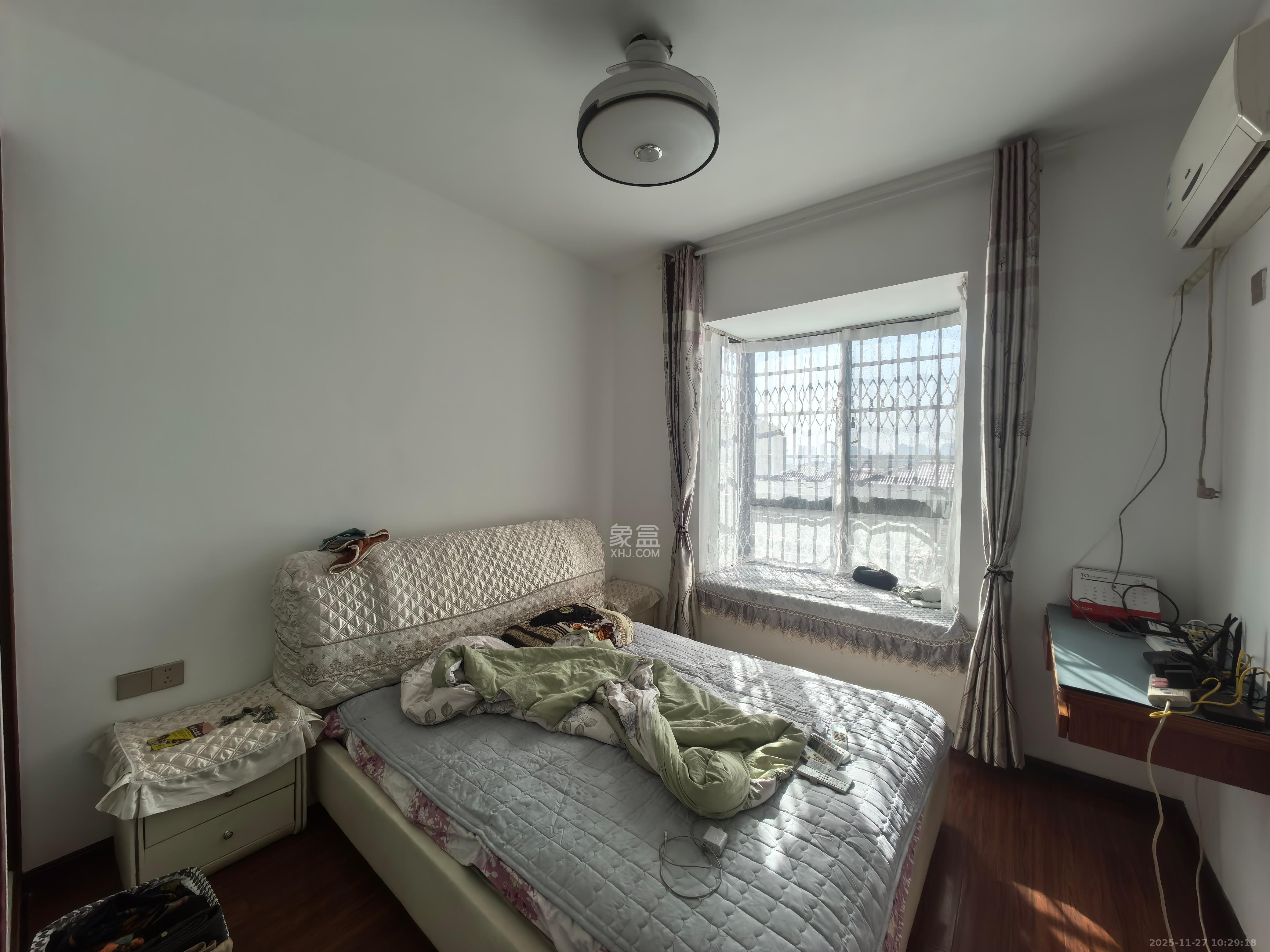 春满江南 3室2厅1卫 1600.0元/月 春满江南 3室2厅1卫 1600.0元/月室内图