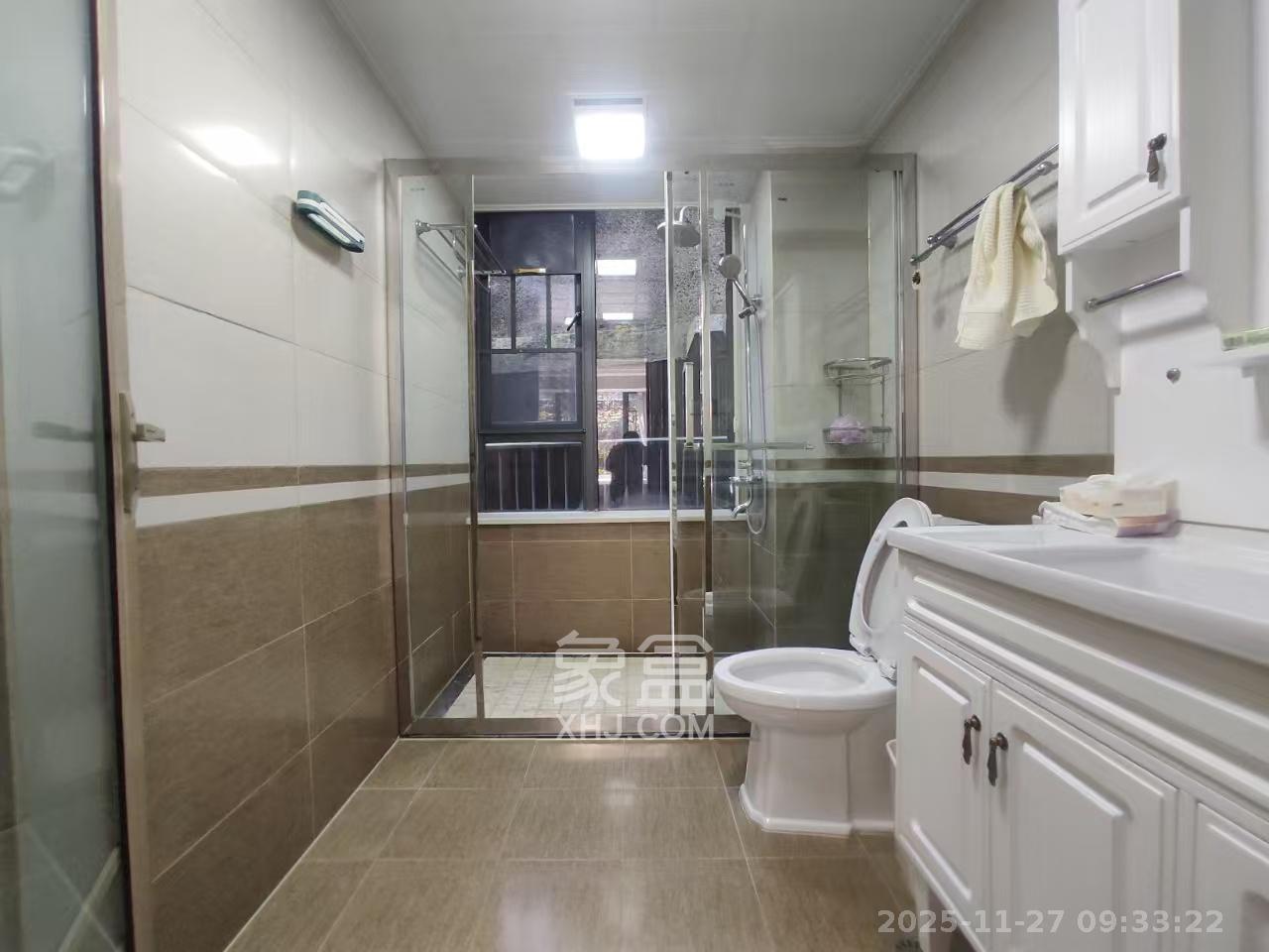 南山十里天池  4室2厅2卫    2200.0元/月室内图