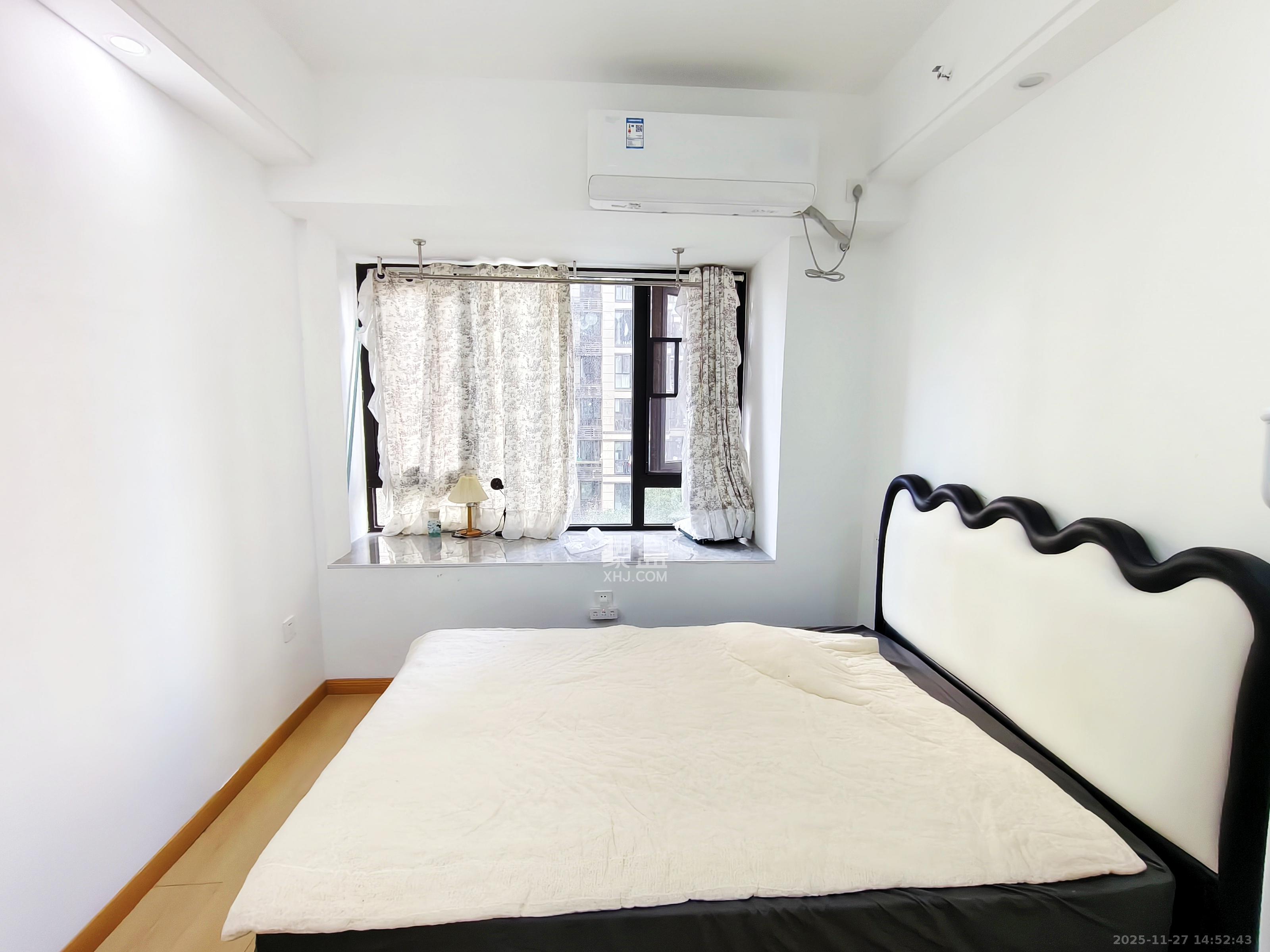 保利海德公园  1室1厅1卫    1600.0元/月室内图