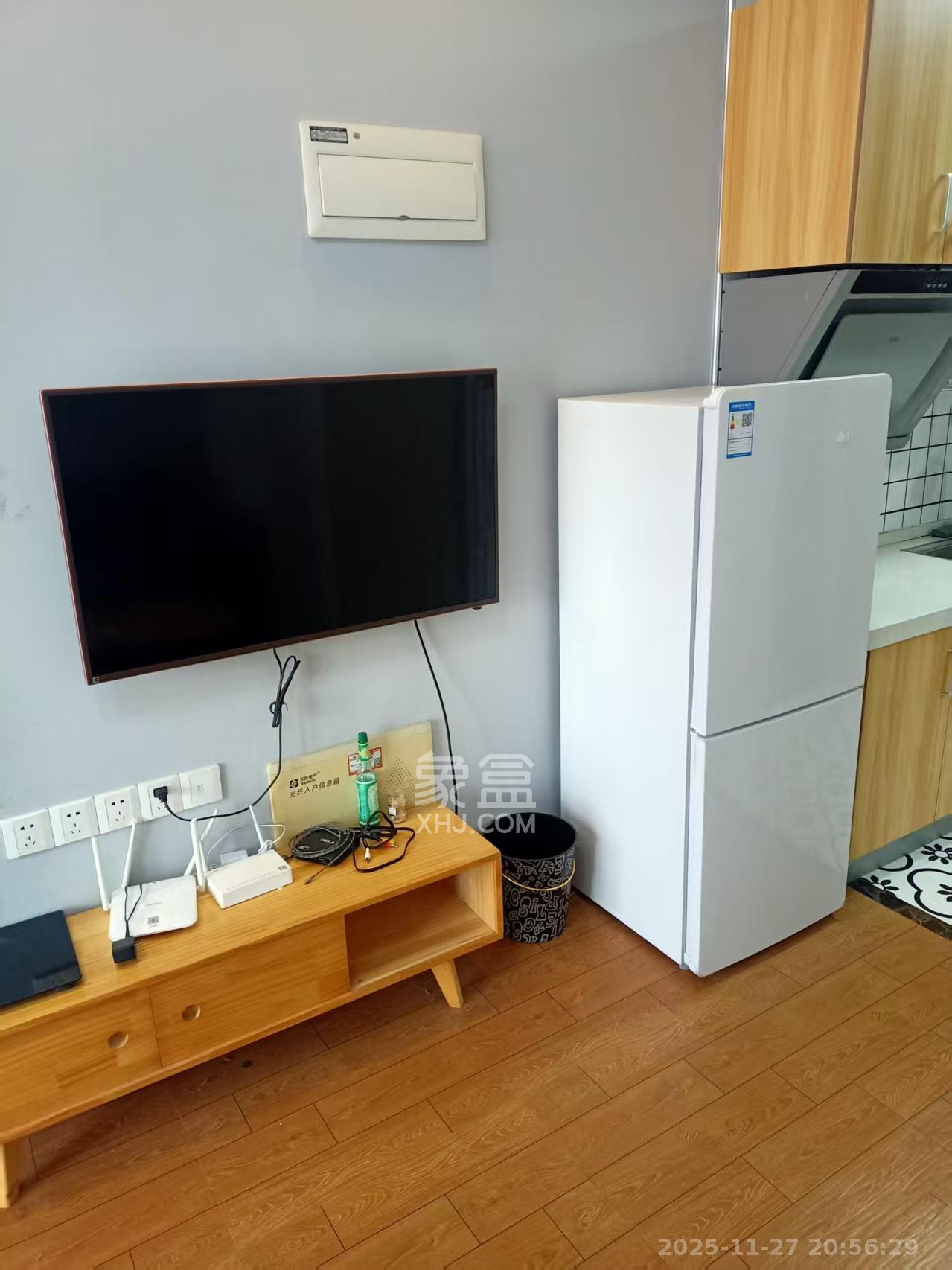 达美美立方  1室1厅1卫    1600.0元/月