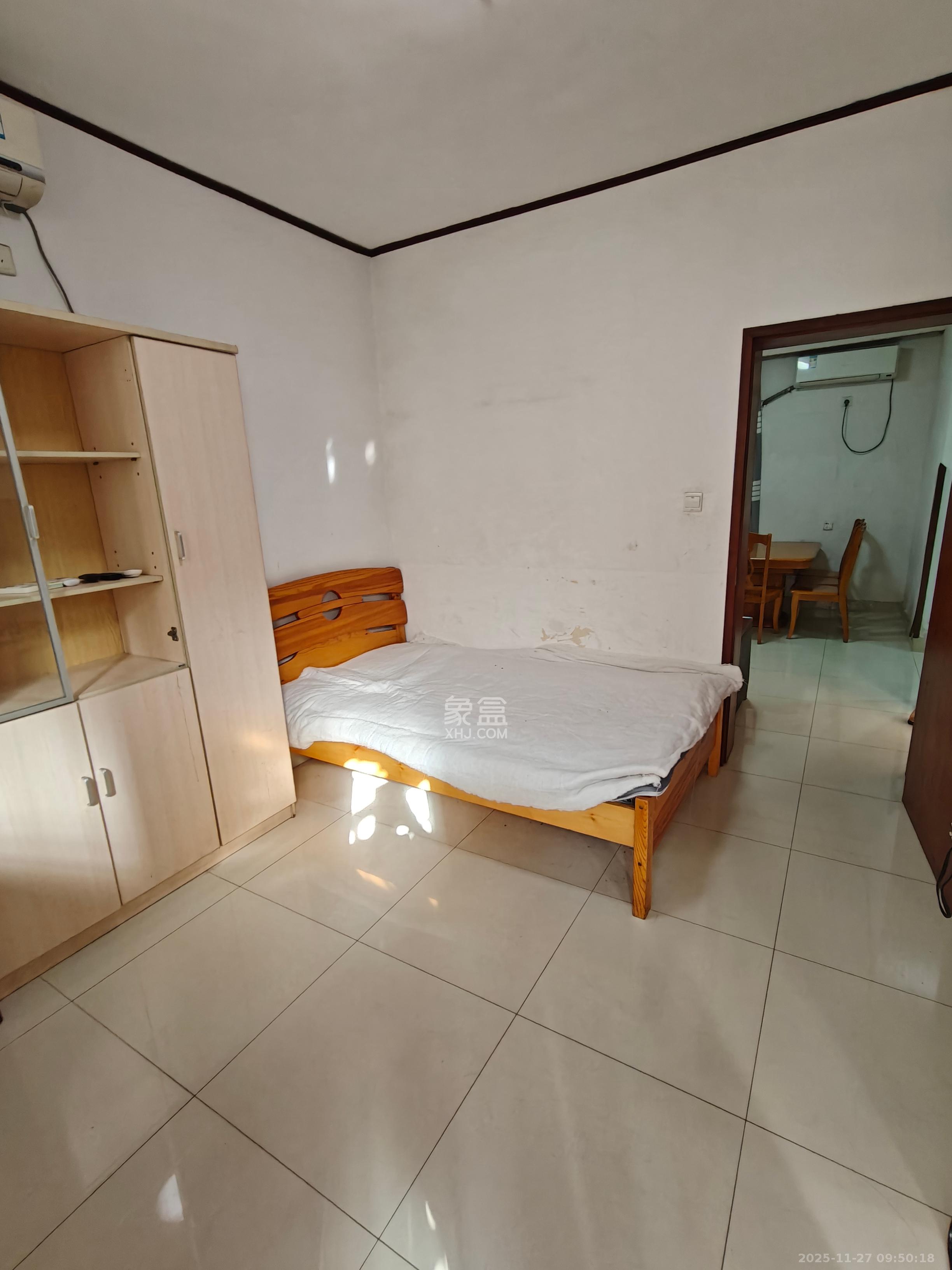 桂花二村  2室1厅1卫    1500.0元/月室内图